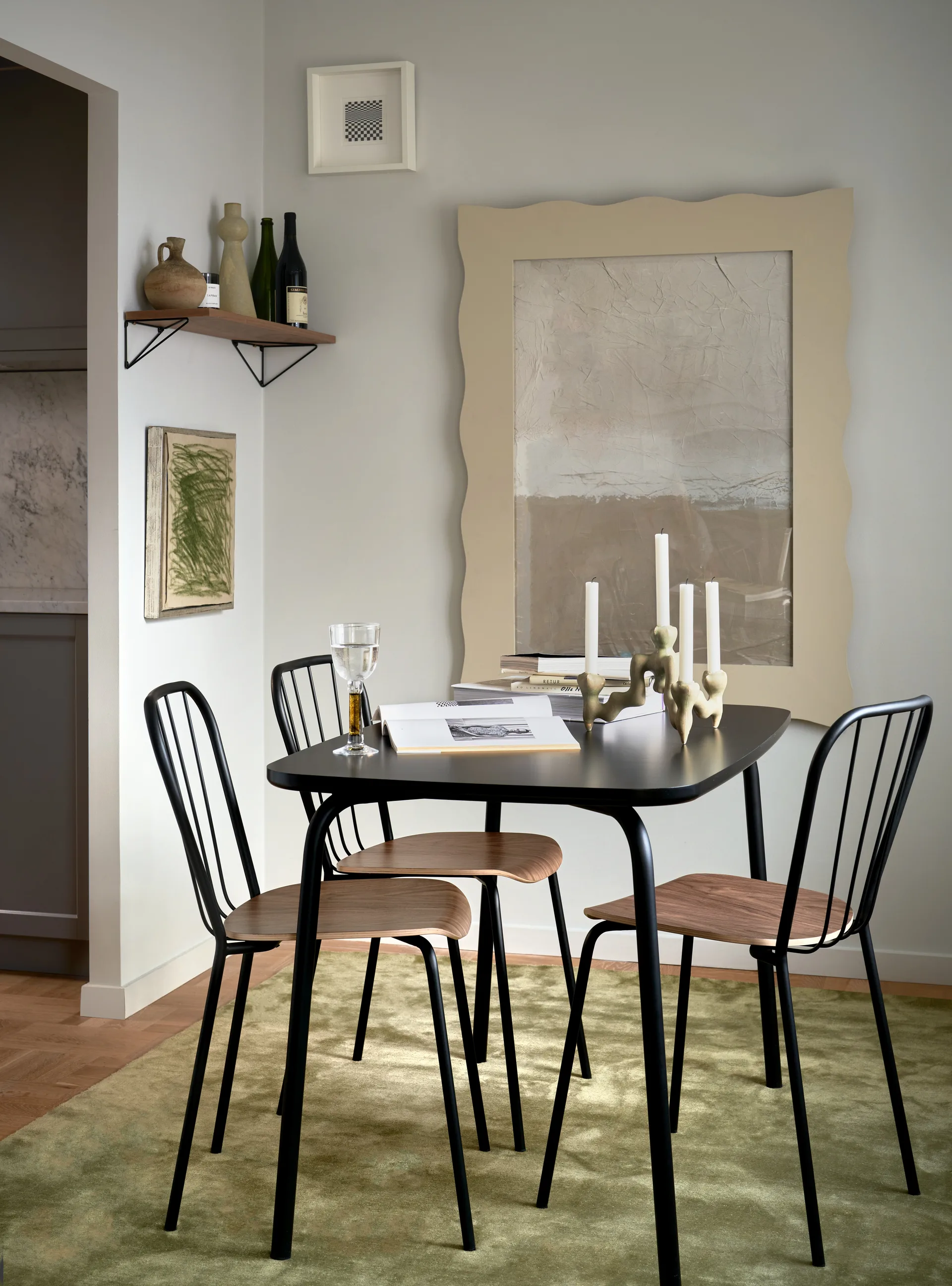 세임 체어 스툴, Black-walnut Maze | 메이즈