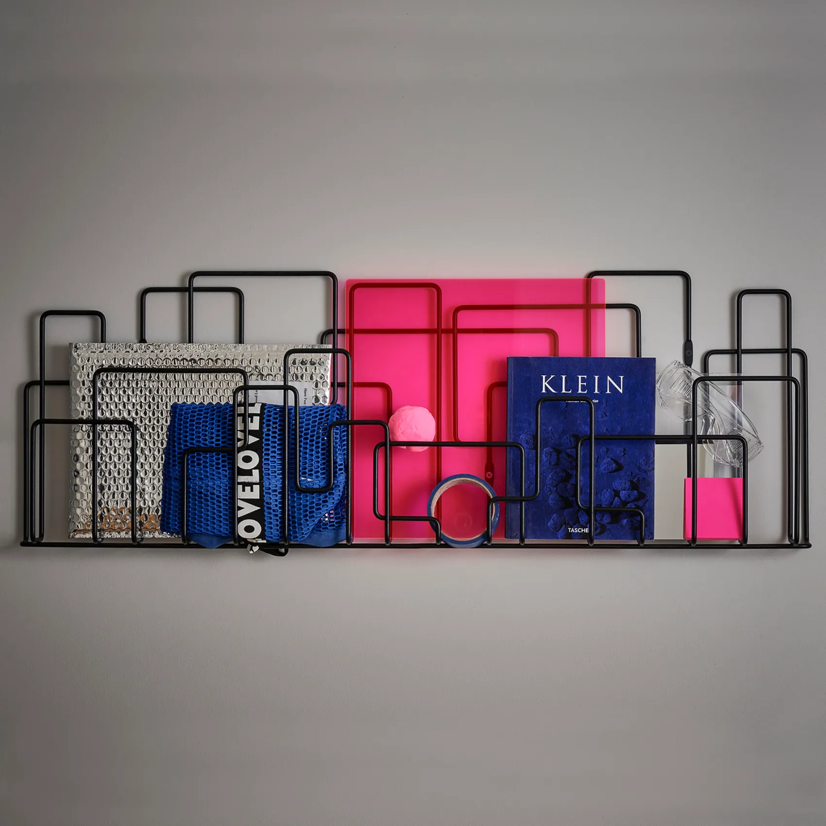 씨티 썬데이 매거진 홀더, black Maze | 메이즈