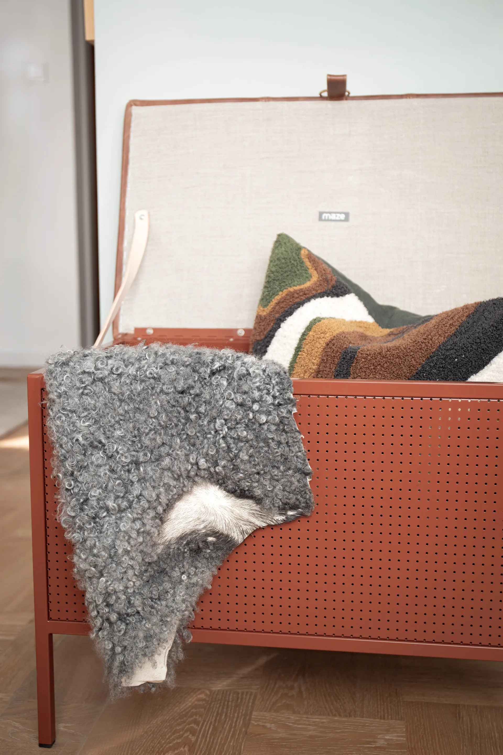 프랭크 수납 벤치, Cinnamon-vintage cognac Maze | 메이즈