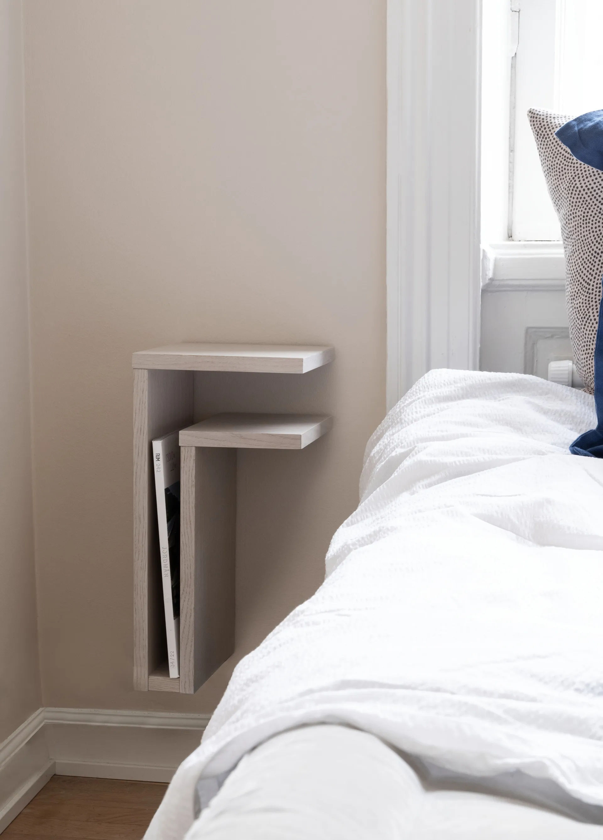 F-shelf vägghylla white oak höger + vänster 2 delar,  Maze