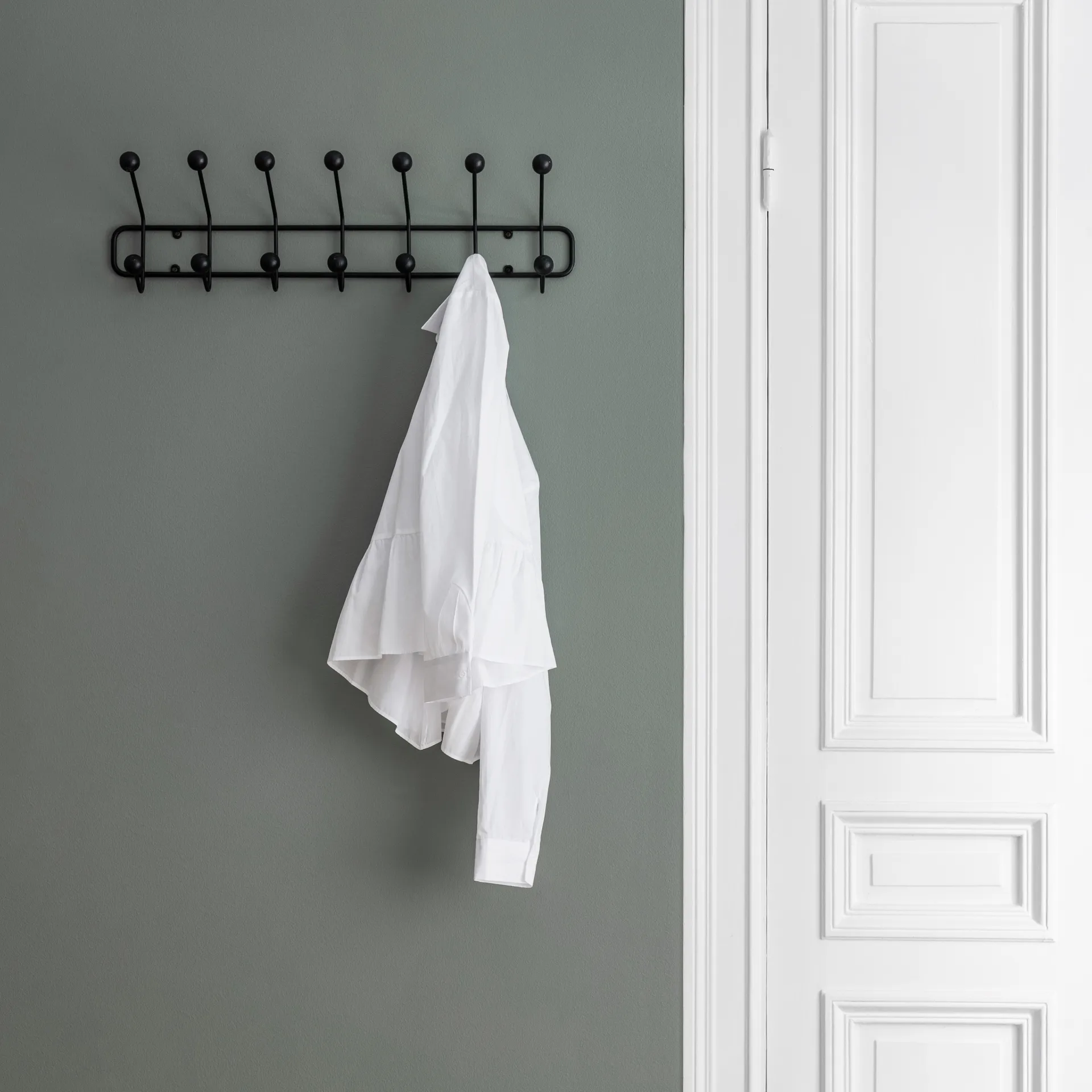 빌 가로 행거 S, black Maze | 메이즈