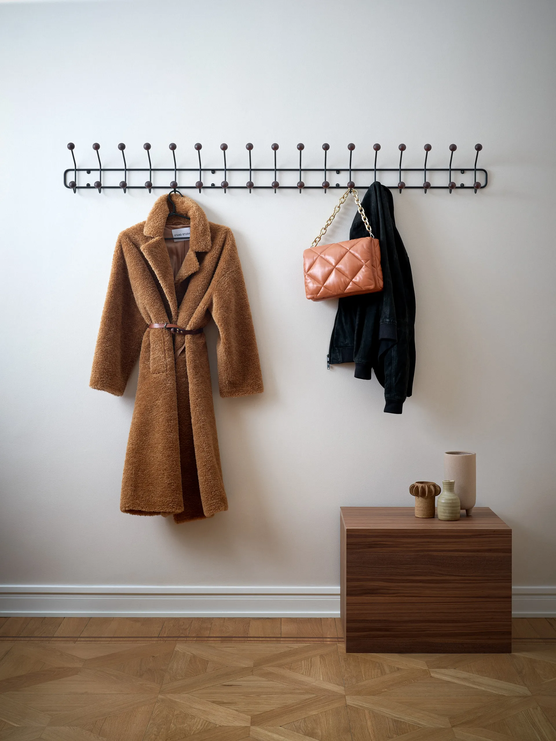 빌 가로 행거 XL, Black-dark brown Maze | 메이즈