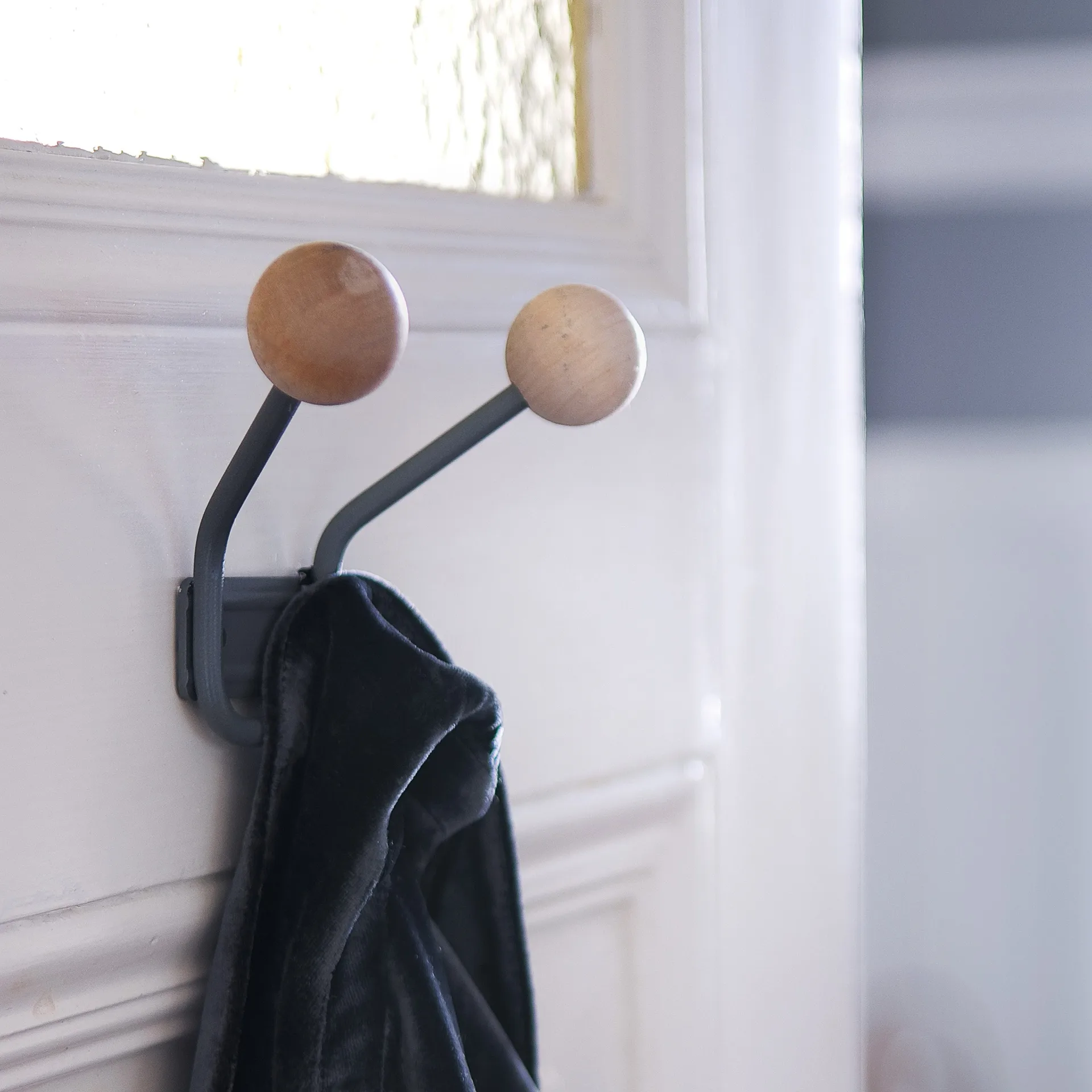 빌 XXS 행거, grey Maze | 메이즈