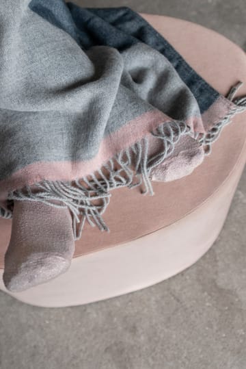갤러리 스로우 125x170 cm - Light grey - Mette Ditmer | 매트 딧메르