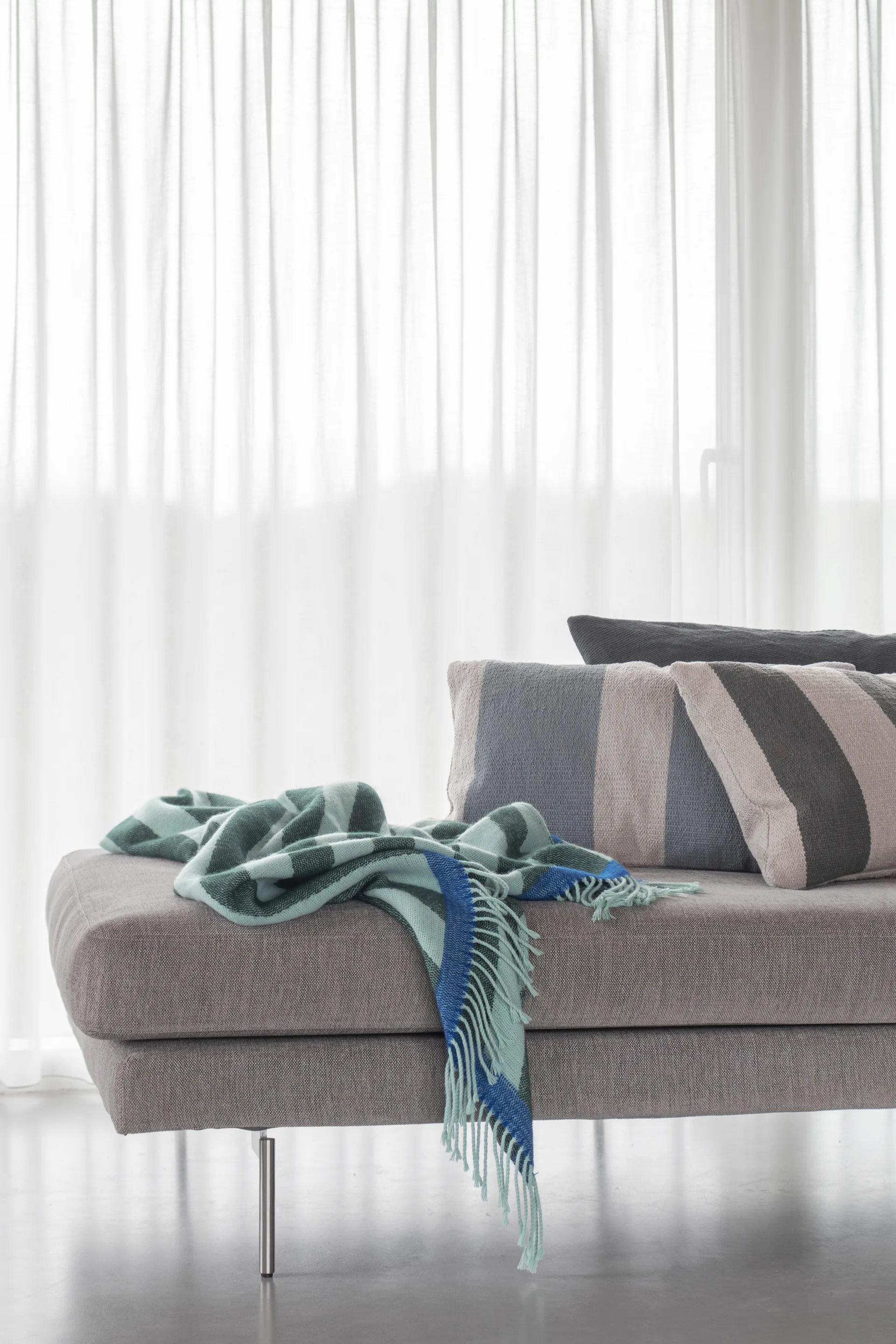 레트로 스로우 125x170 cm, Mint Mette Ditmer | 매트 딧메르