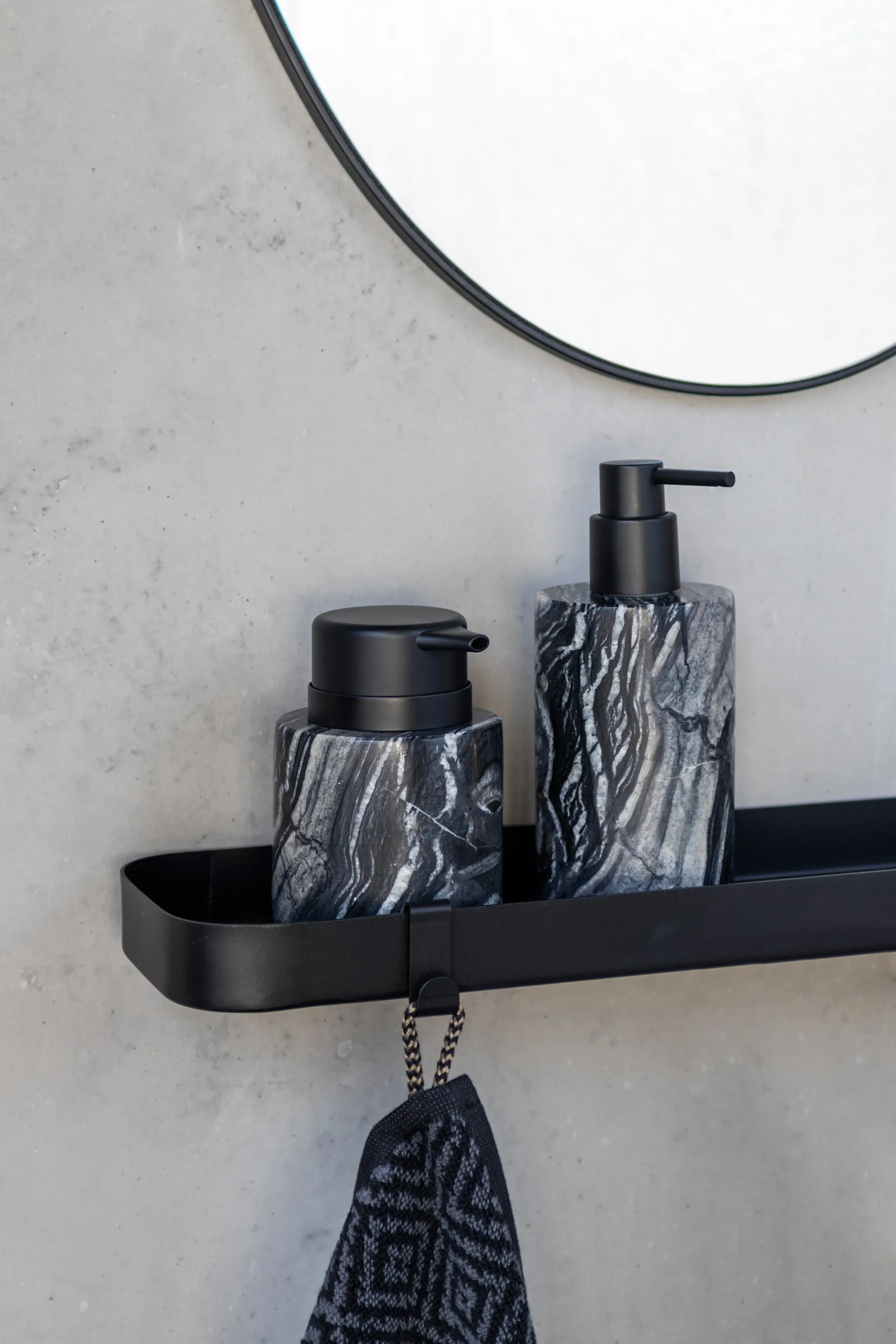 캐리 갤러리 선반 12x52 cm, Black Mette Ditmer | 매트 딧메르