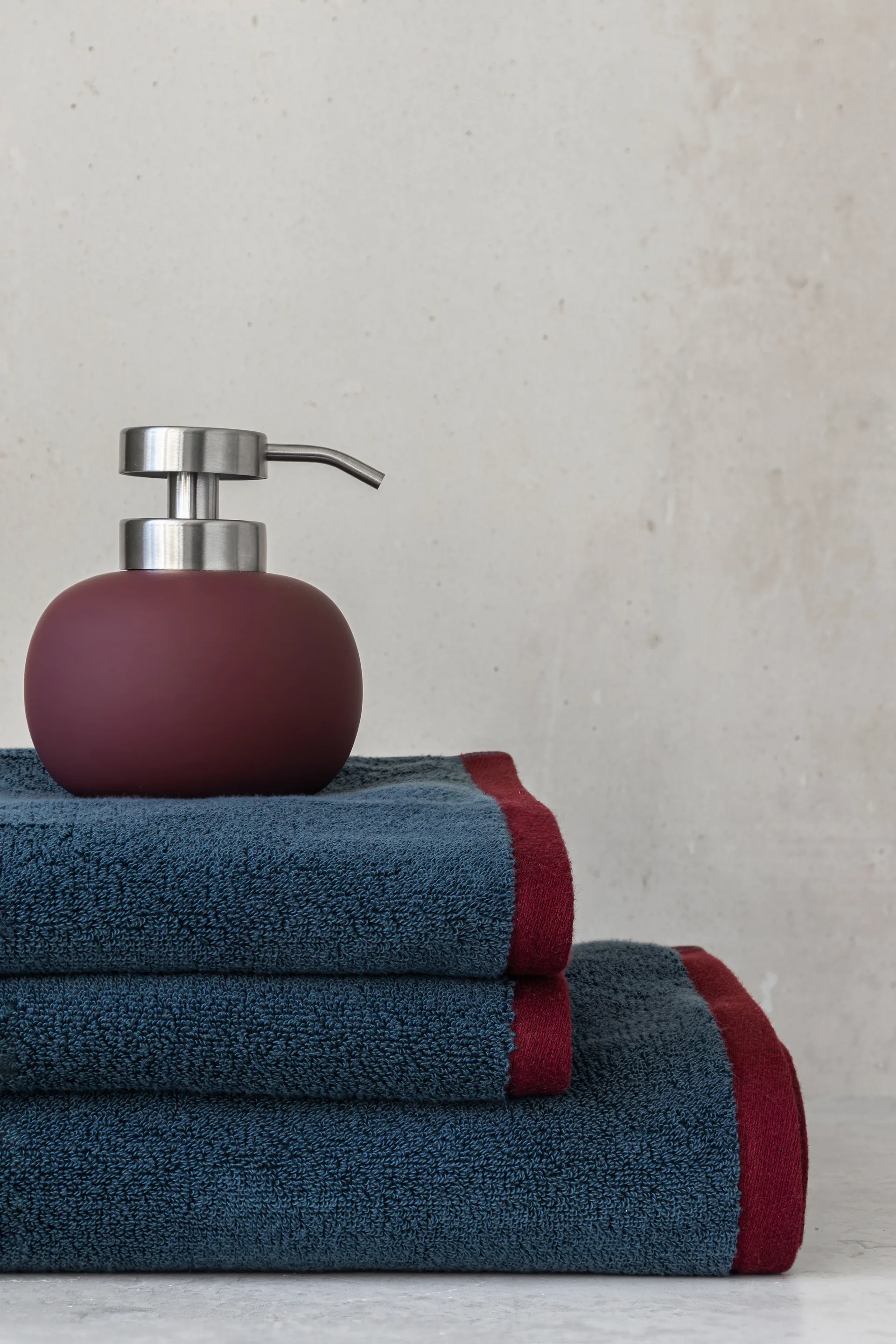 로터스 플레이 솝 펌프 로우 (펌프 헤드 2개 포함), Wine Mette Ditmer | 매트 딧메르