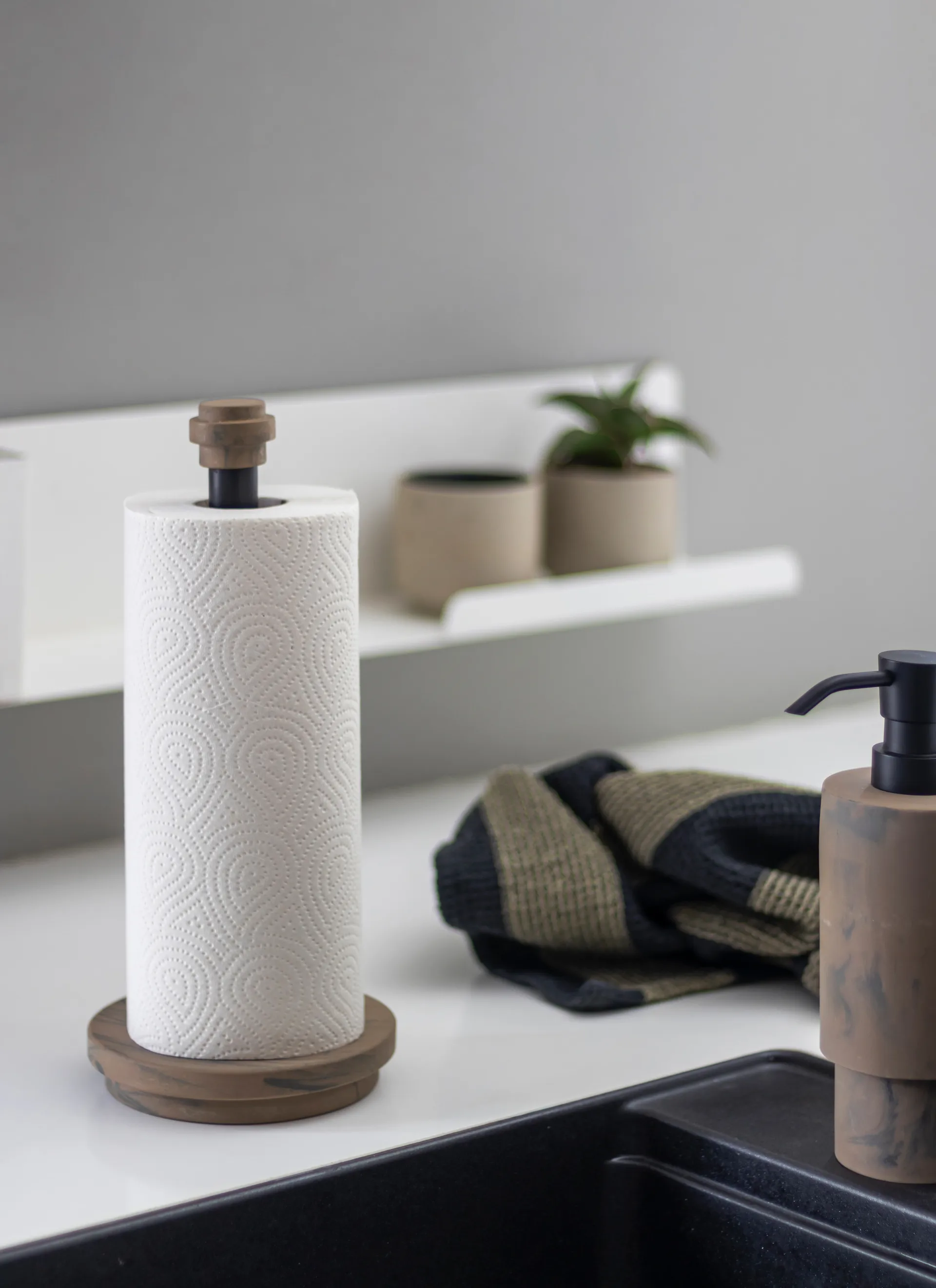 애티튜드 키친 페이퍼 홀더 33 cm, Ochre Mette Ditmer | 매트 딧메르
