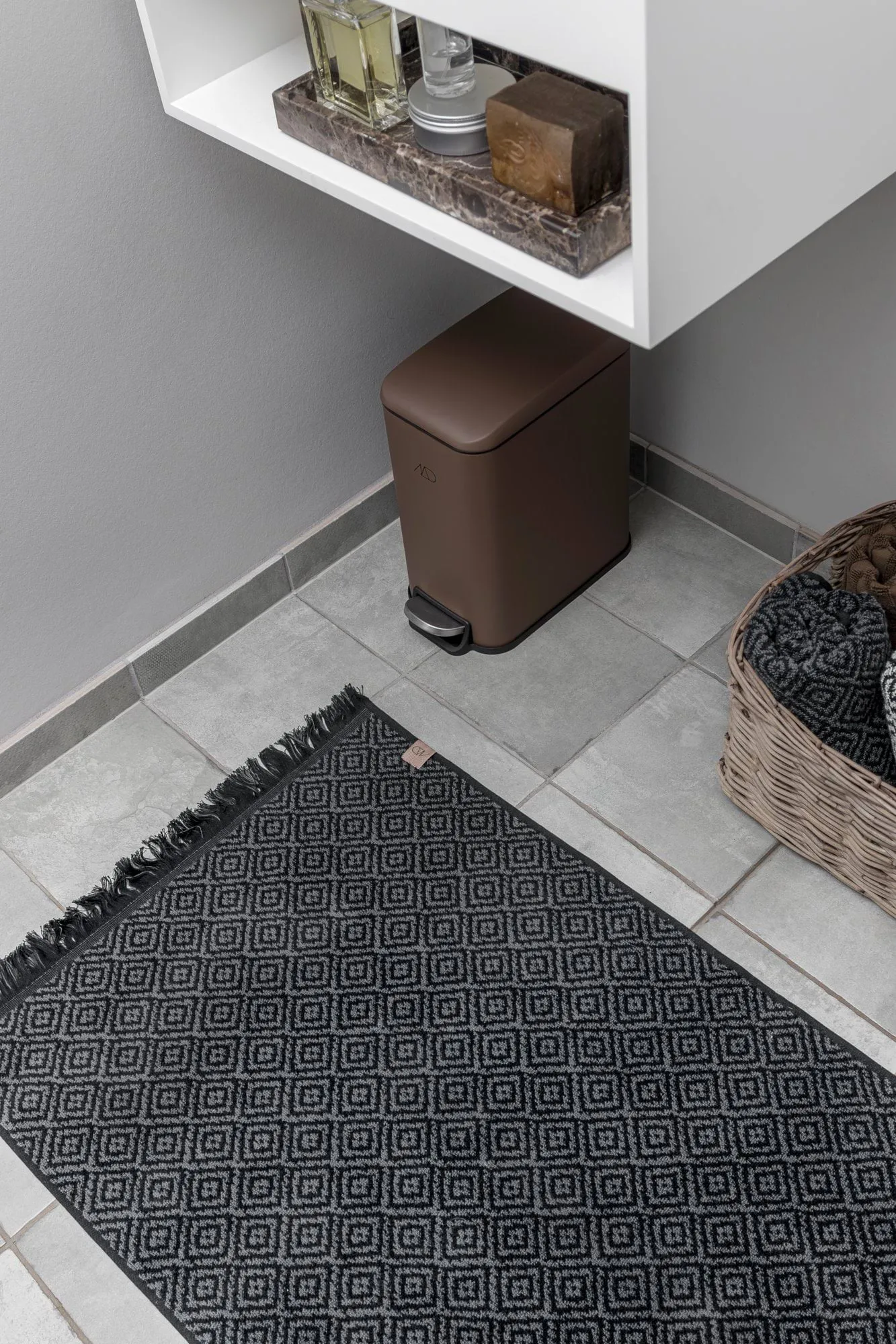 모로코 욕실 매트 50x80 cm, Black-grey Mette Ditmer | 매트 딧메르