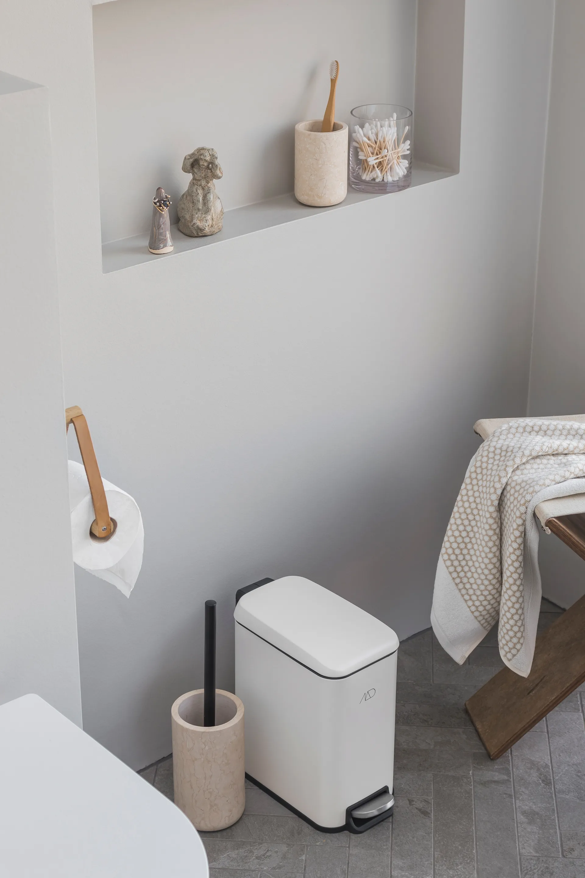 웬디 페달통 5L, Off-white Mette Ditmer | 매트 딧메르