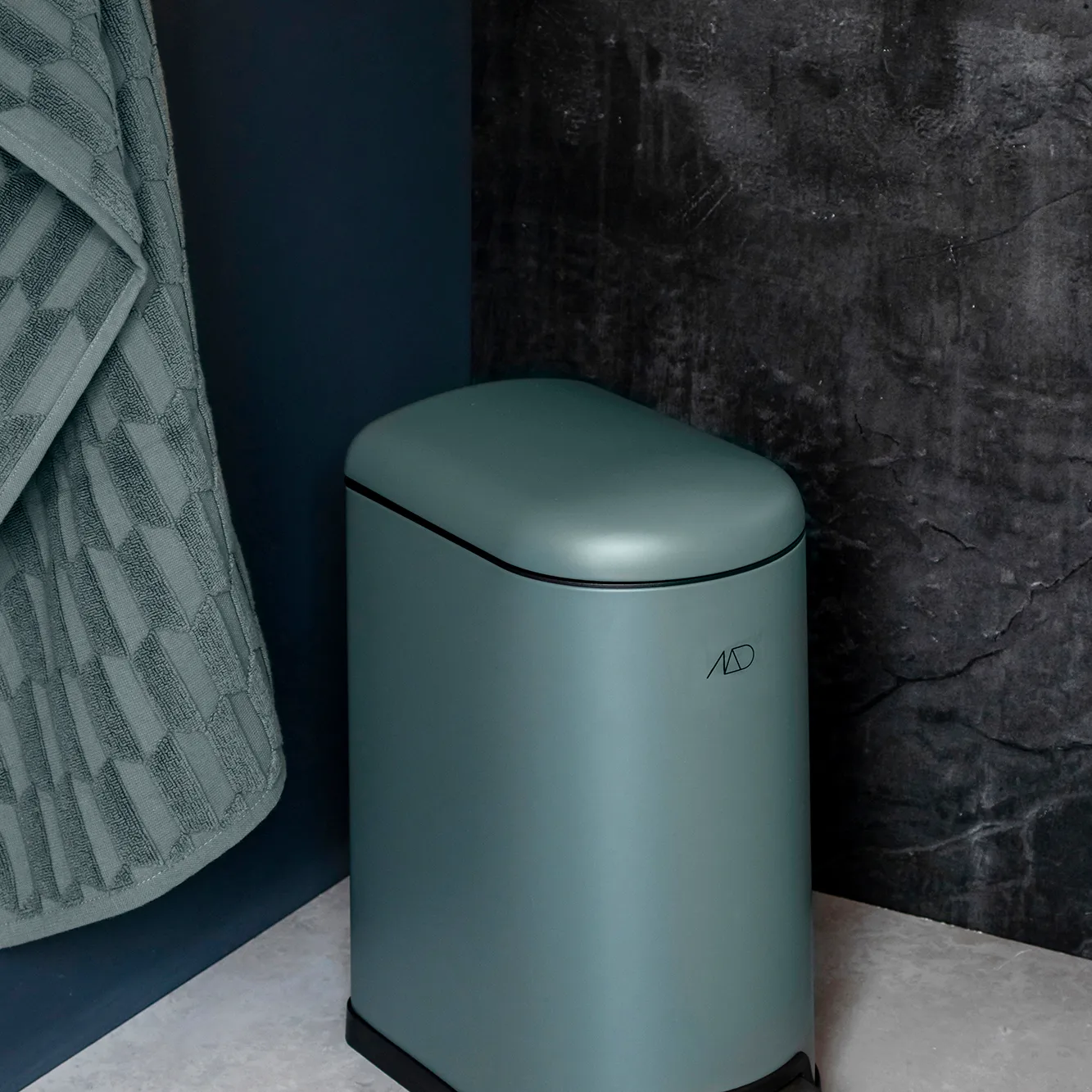 지오 바스 타올 70x133 cm, pine green Mette Ditmer | 매트 딧메르