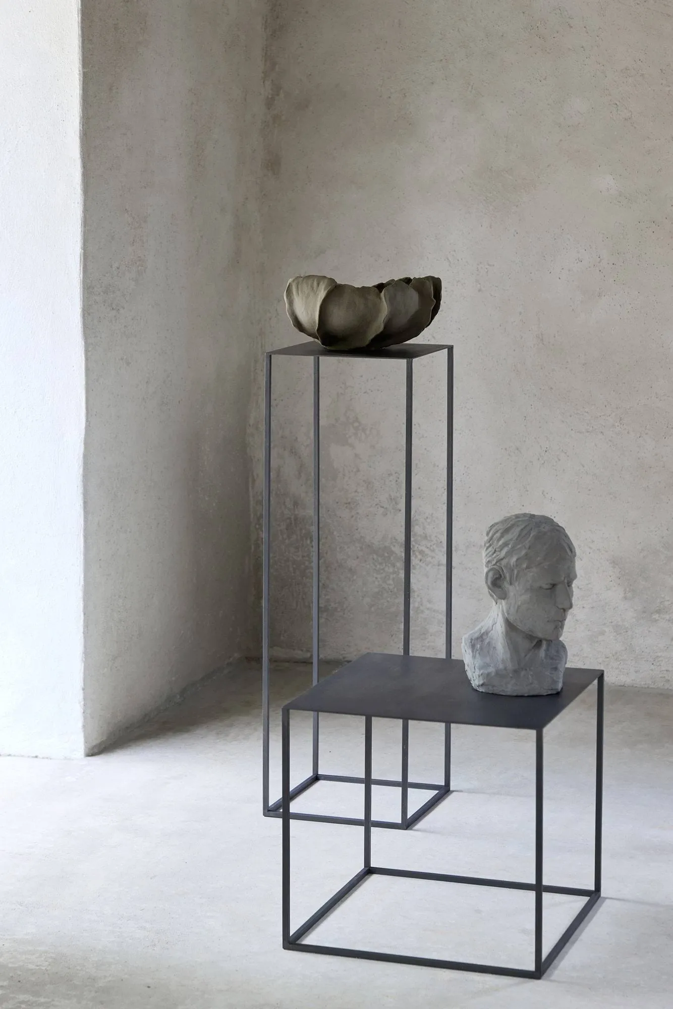 Cubic 장식대, Black, 29x29x90 cm Mette Ditmer | 매트 딧메르