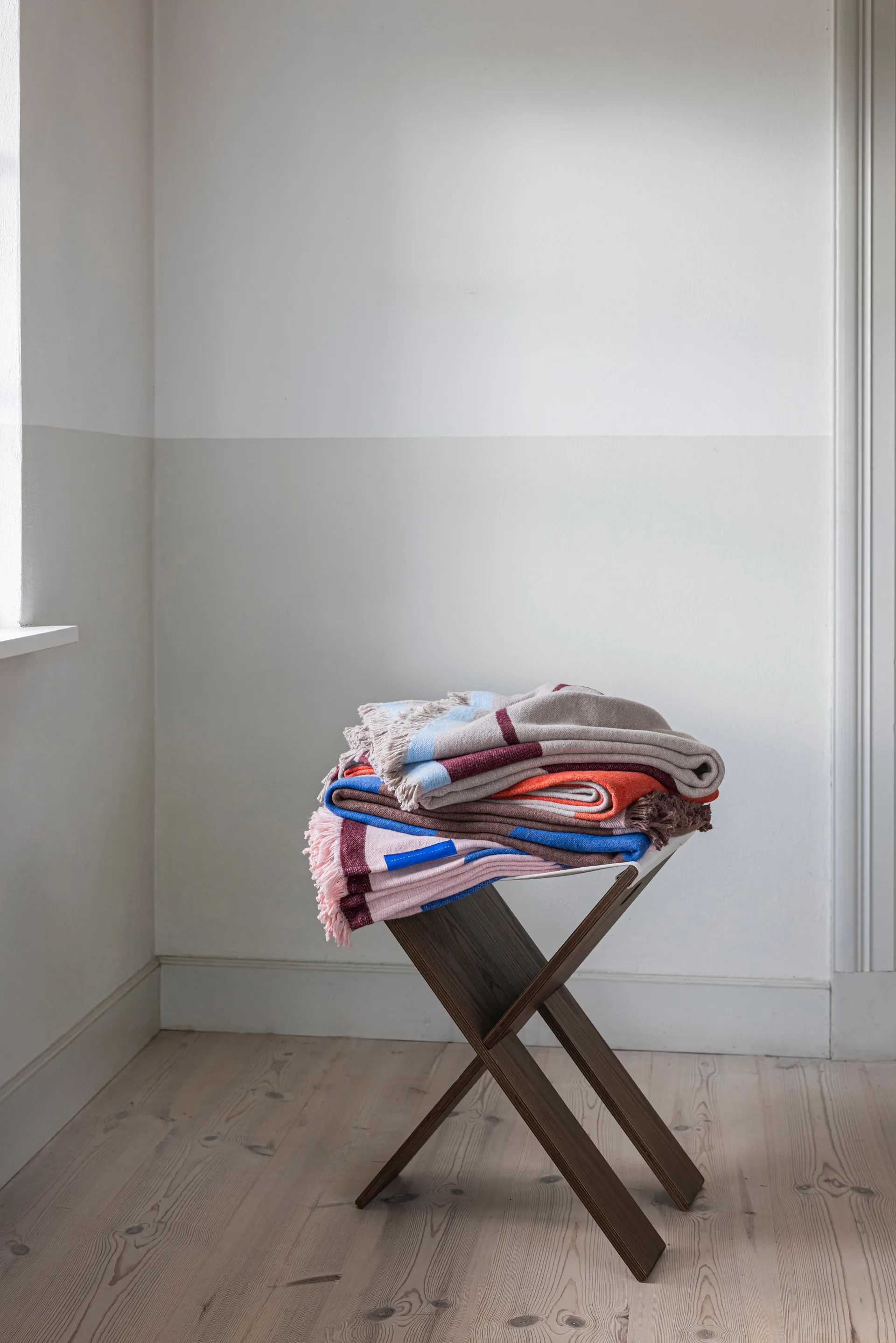 스튜디오 스로우, Seashell pink, 130x175 cm Mette Ditmer | 매트 딧메르