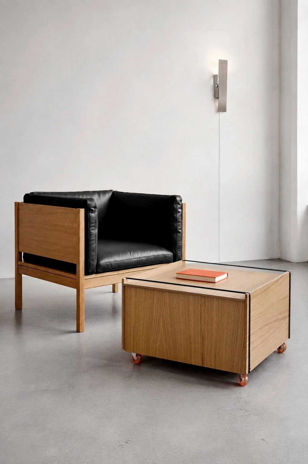 Moebe Storage Chest 수납형 커피 테이블, 오일 마감 오크-블랙, 60x61x38.2 cm MOEBE | 모에베