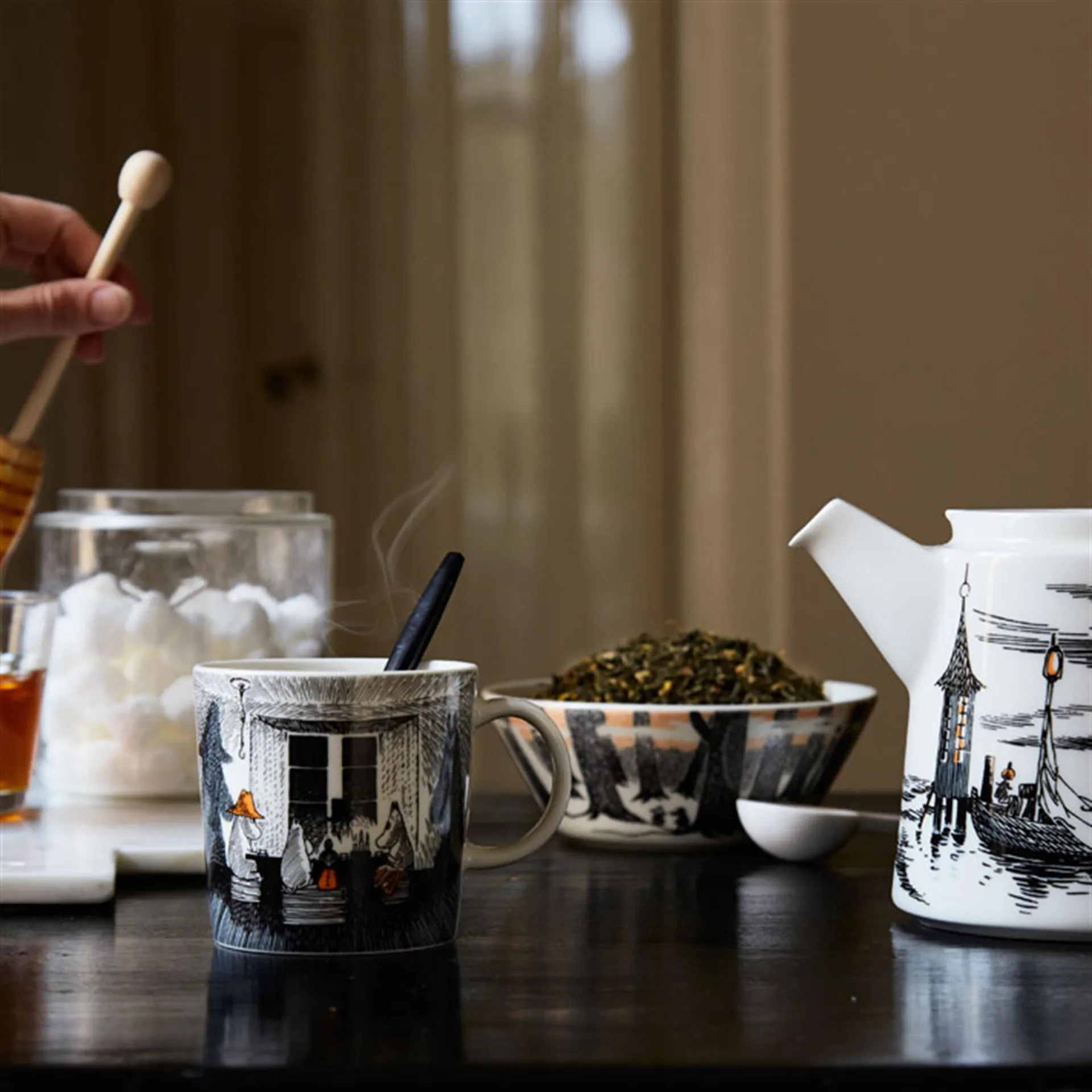 트루 투 잇츠 오리진 2017 무민 머그, black Moomin Arabia