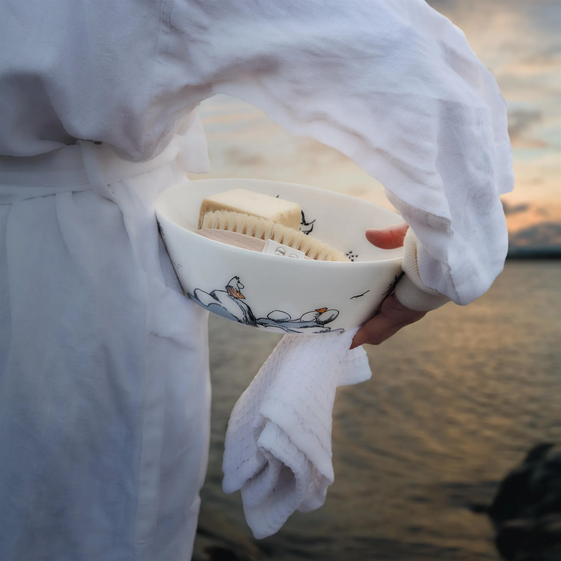 트루 투 잇츠 오리진 무민 서빙 보울, 23 cm Moomin Arabia