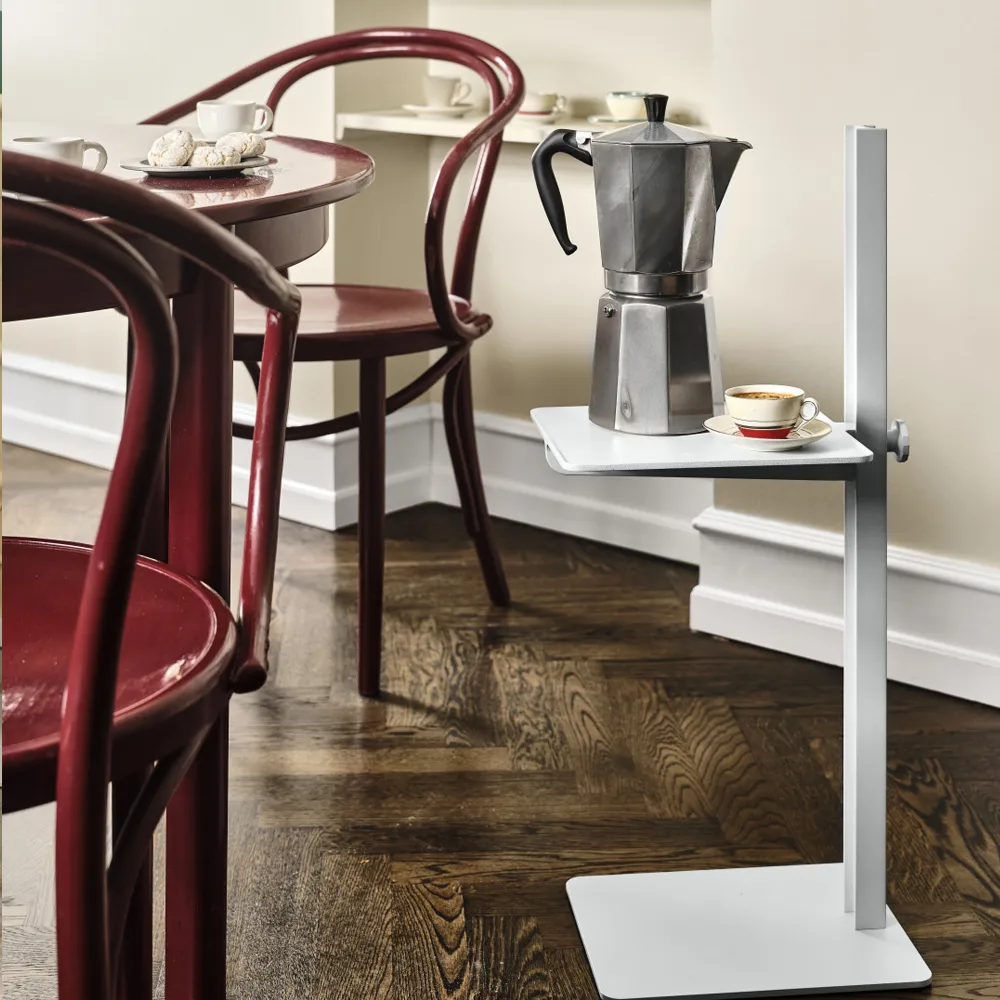 뮤지엄 사이드 테이블, Aluminium Museum | 뮤지엄