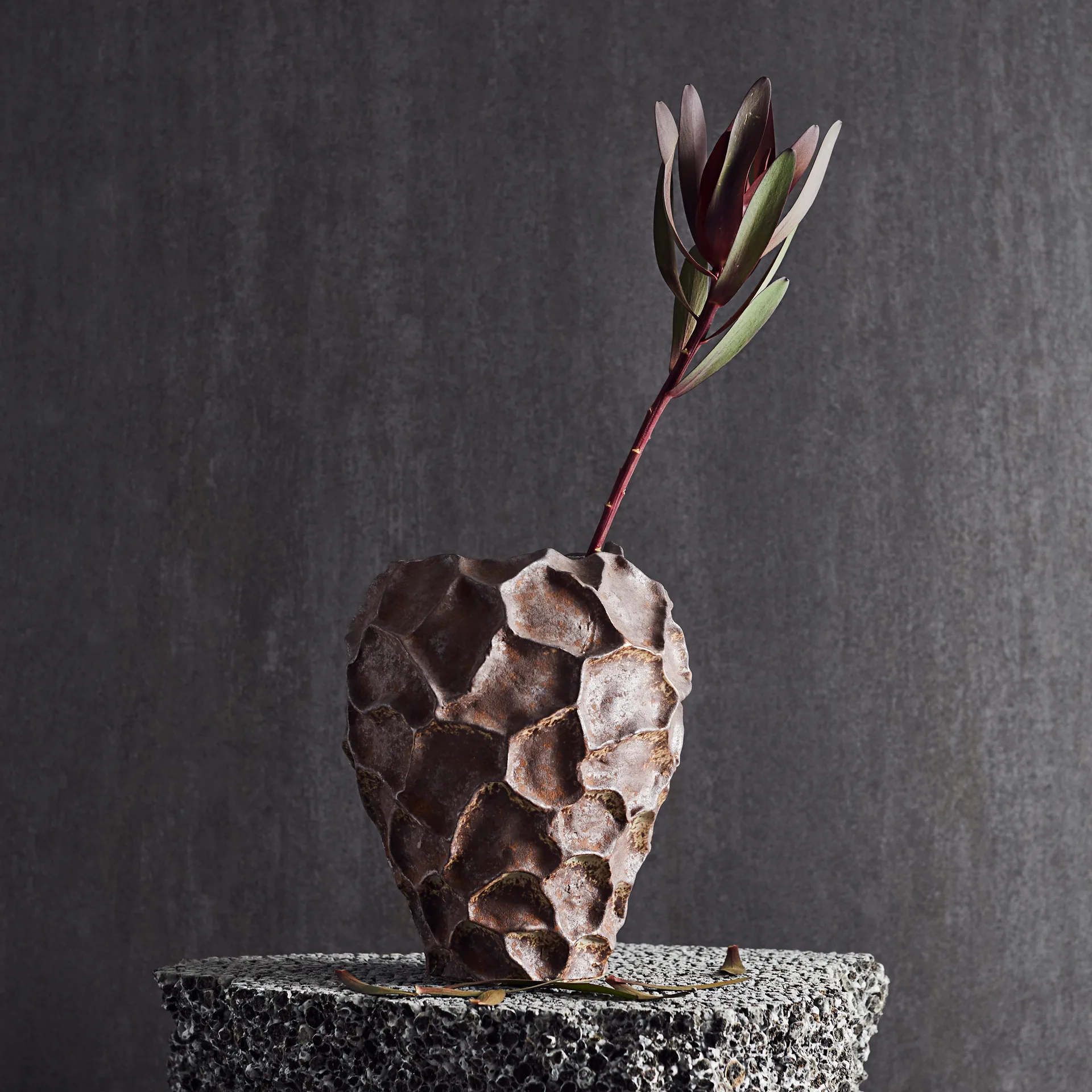 소일 화병 21.5 cm, Rust MUUBS | 뭅스