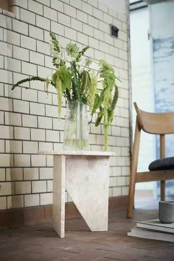 테트라 라운지 체어 - Concrete-colored fabric–natural oiled oak - MUUBS | 뭅스