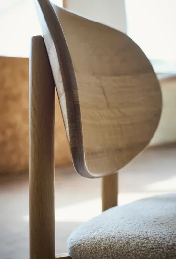 오카 체어 - Natural oiled oak, sand - MUUBS | 뭅스