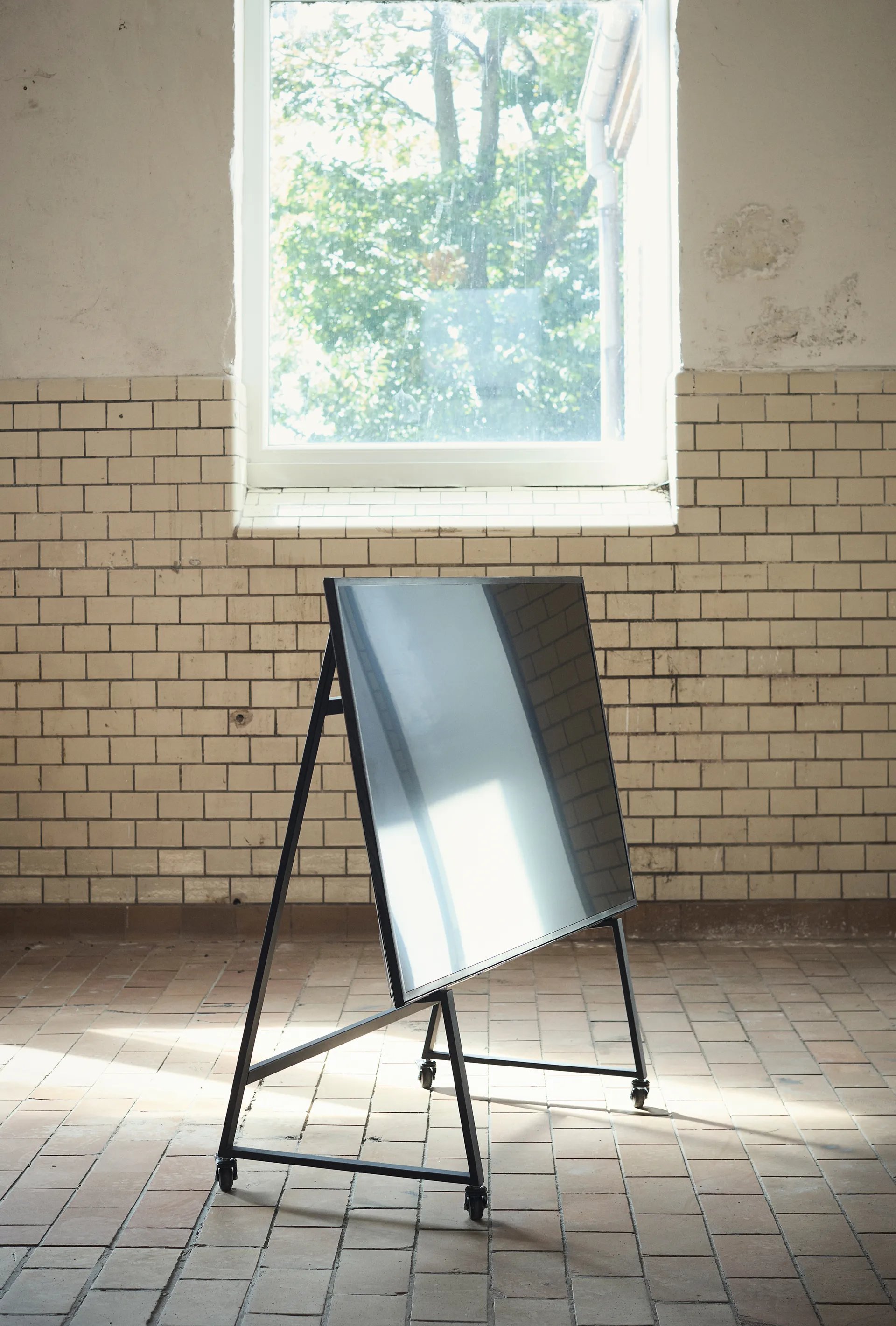 텐지 TV 스탠드, Black MUUBS | 뭅스