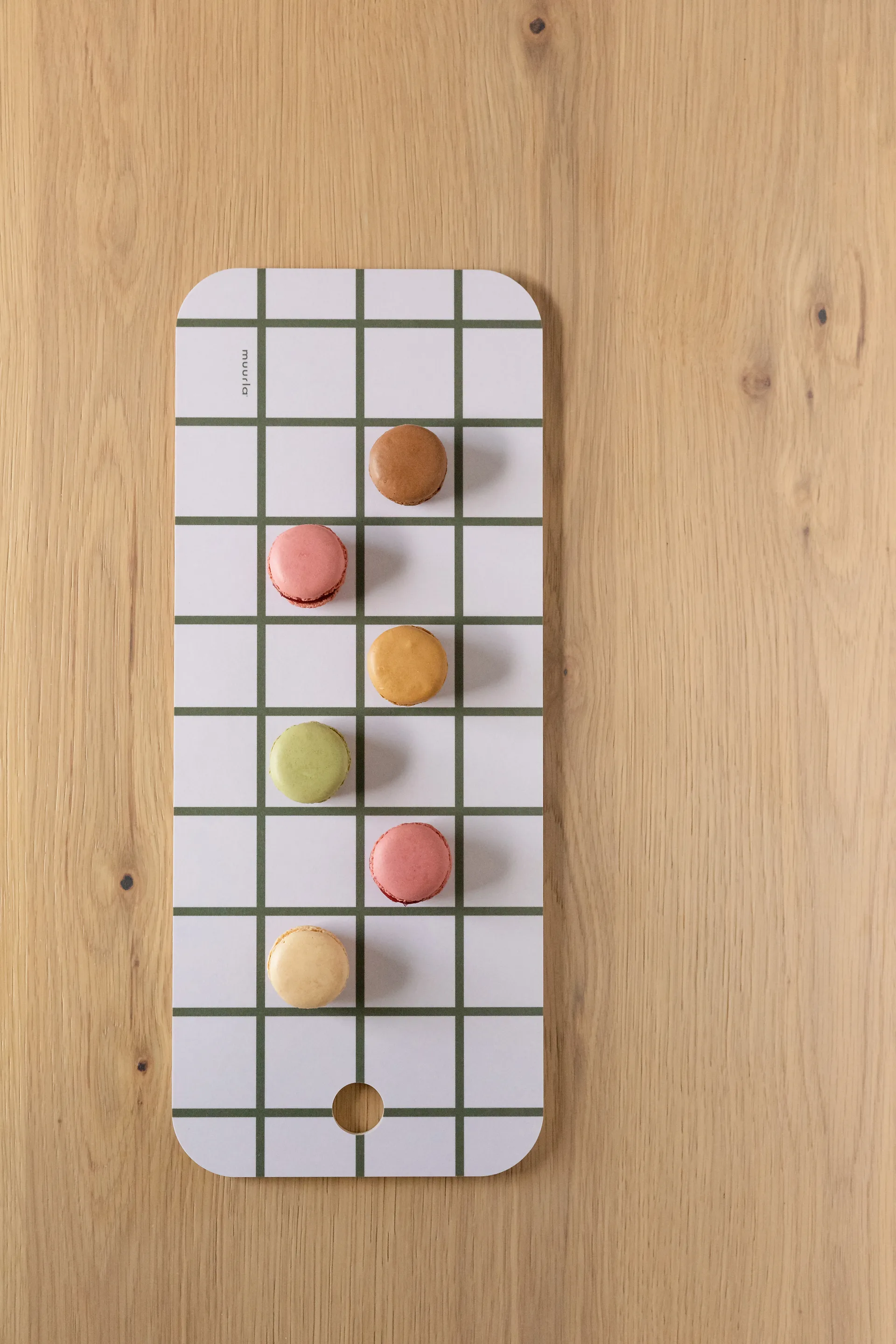 첵스 & 스트라이프 트레이 18x44 cm, Green-beige Muurla | 뮬라