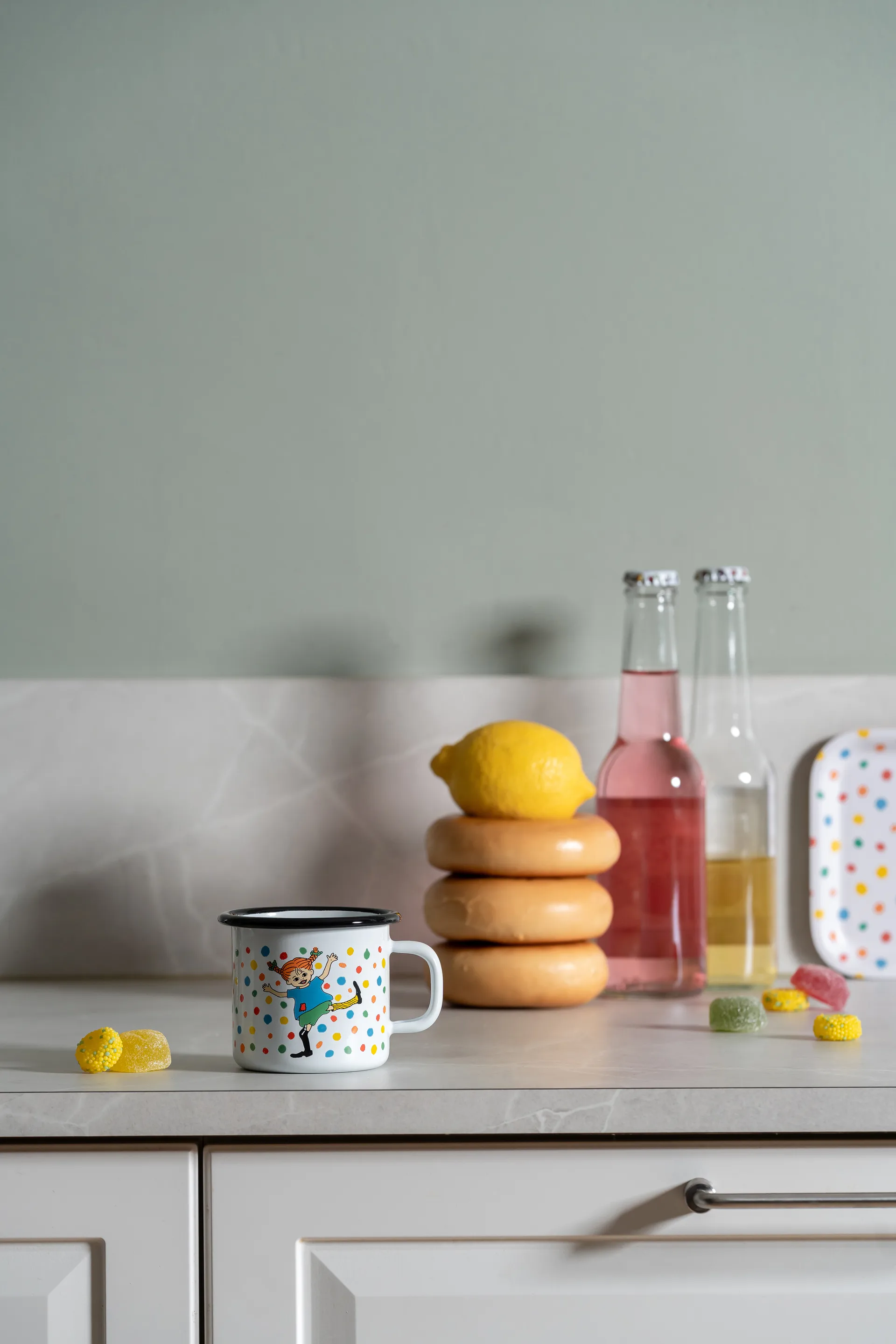 삐삐 에나멜 머그 2.5 dl, Jump for Joy Muurla | 뮬라