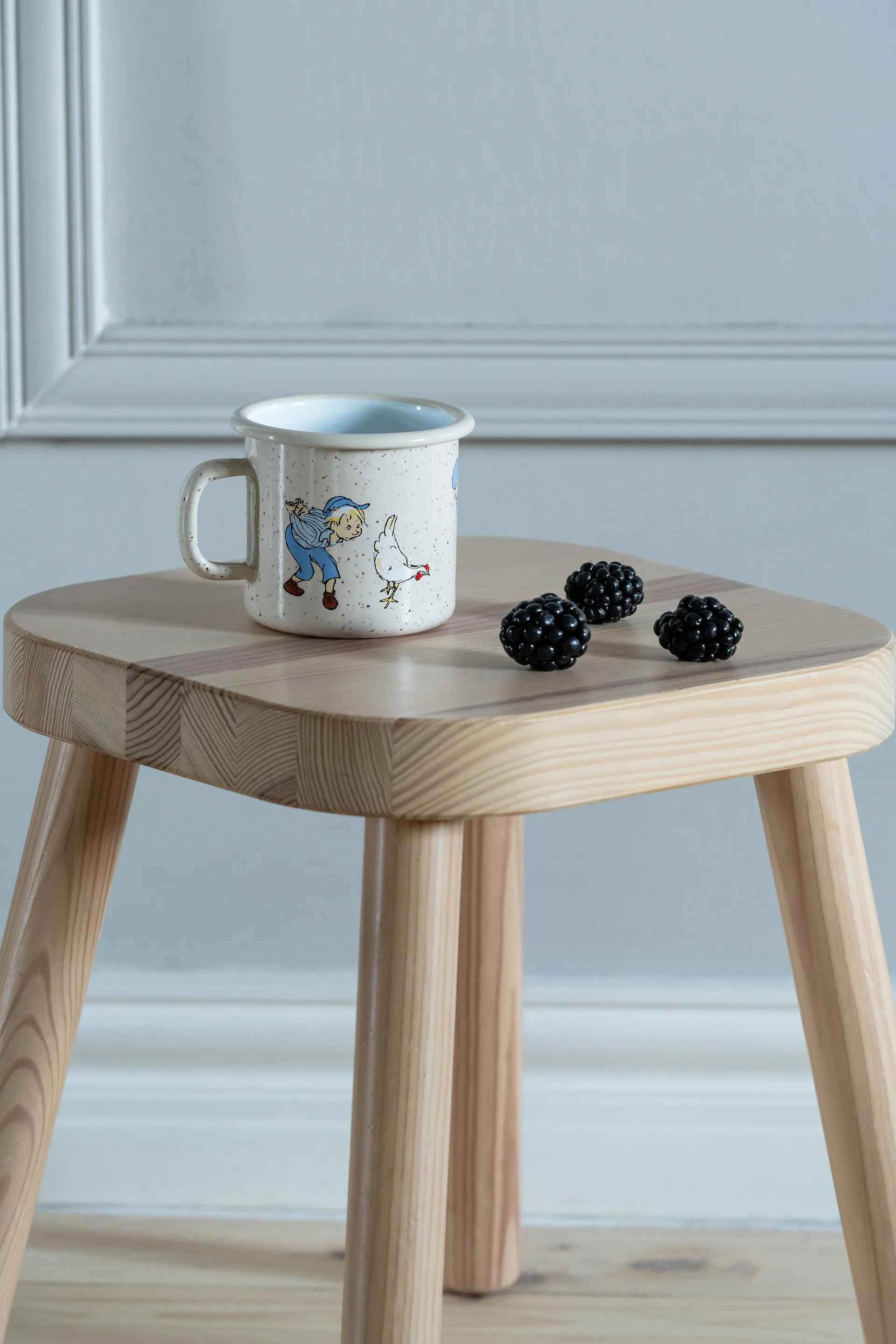 에밀 오브 Lönneberga 에나멜 머그 2.5 dl, Cluck Cluck Muurla | 뮬라