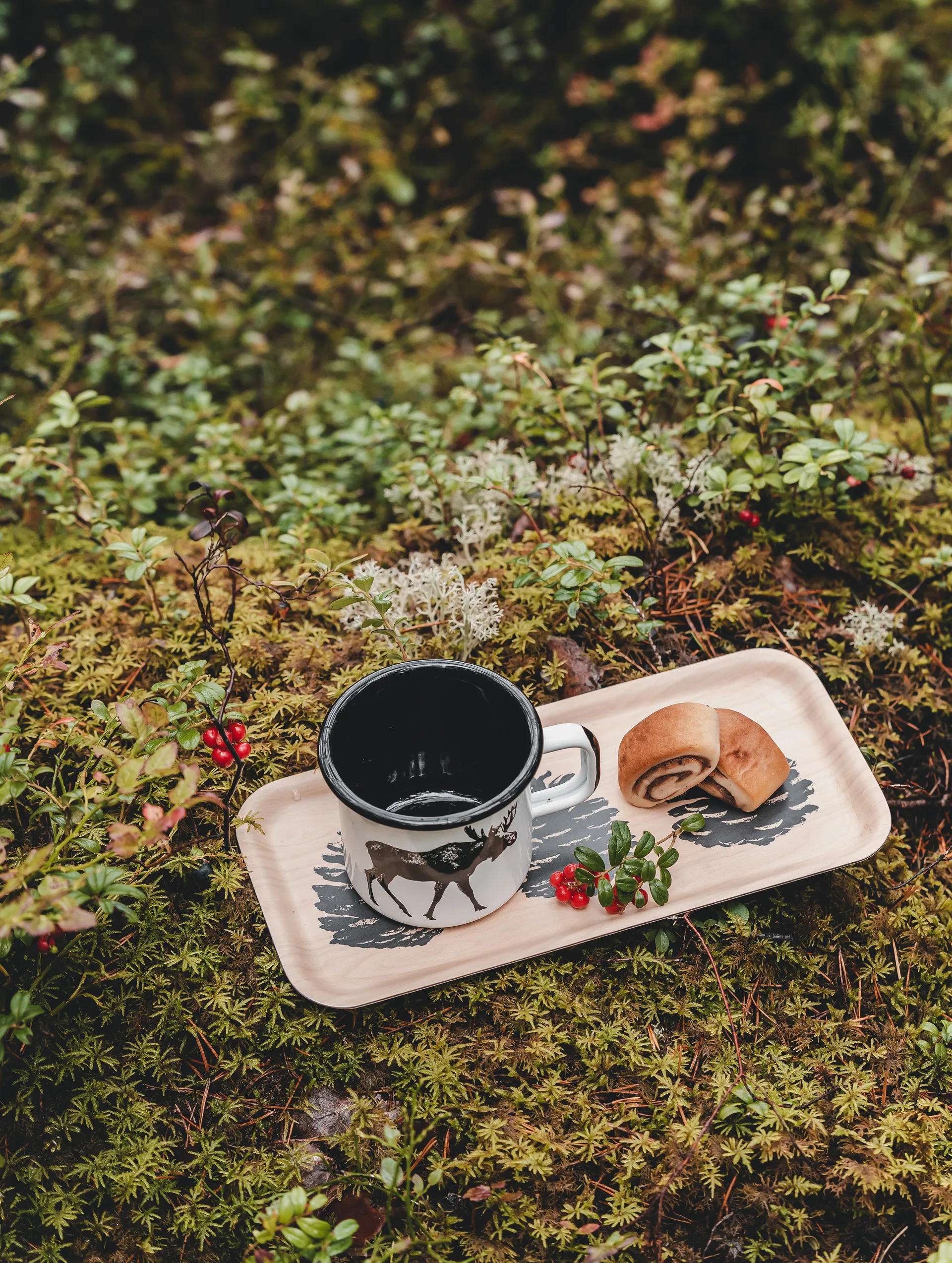 노르딕 The Pine Cone 트레이 13x27 cm, Nature-black Muurla | 뮬라