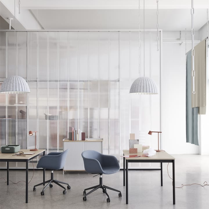 언더 더 벨 펜던트 조명 55 cm, white painted Muuto | 무토