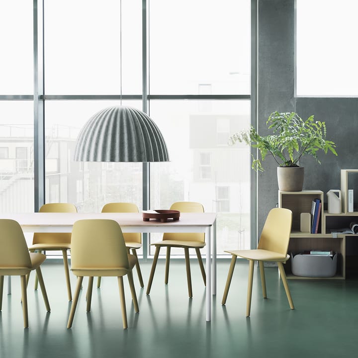 언더 더 벨 펜던트 조명 82 cm, white melange Muuto | 무토