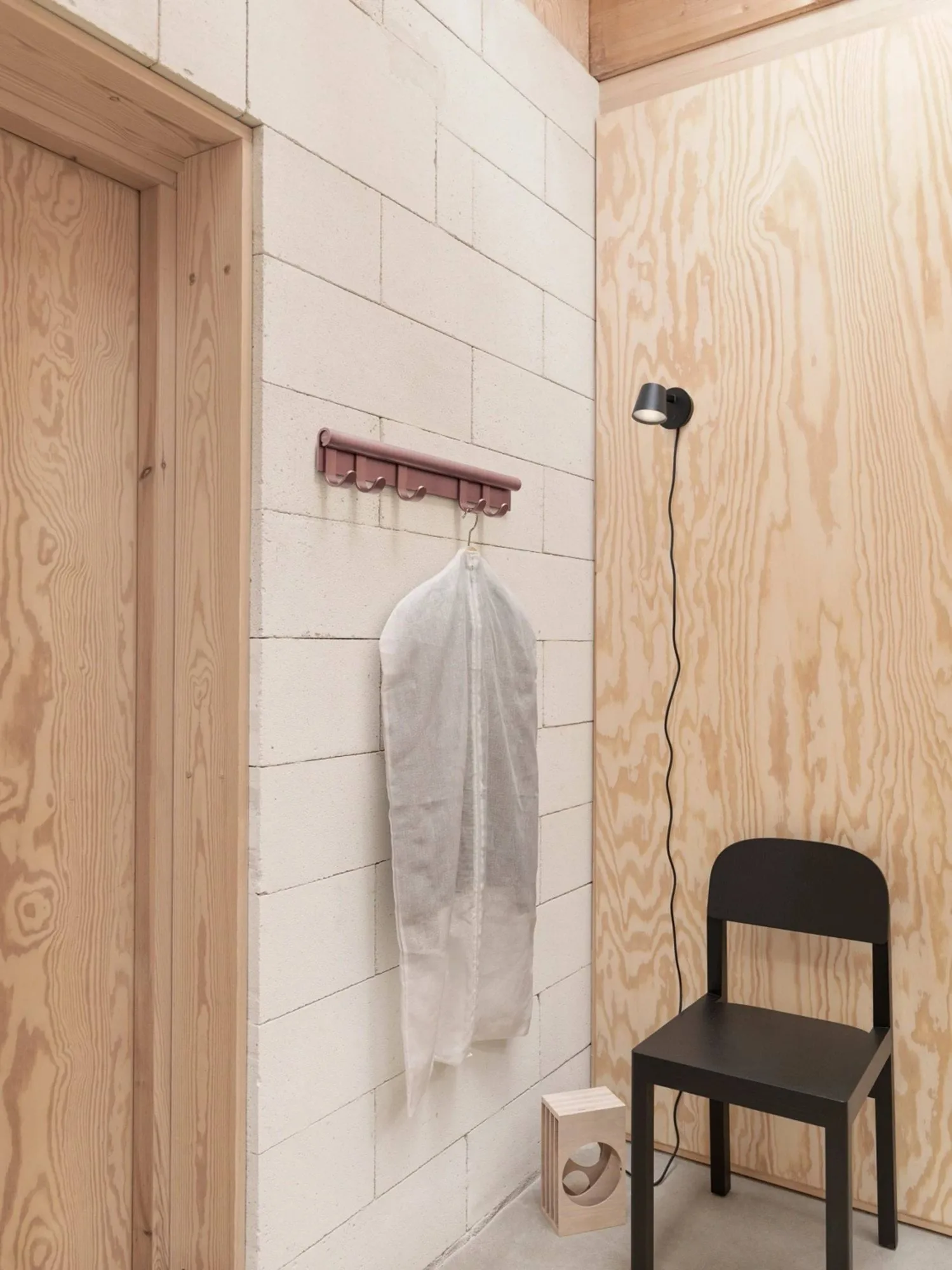 팁 벽 조명, copper brown Muuto | 무토
