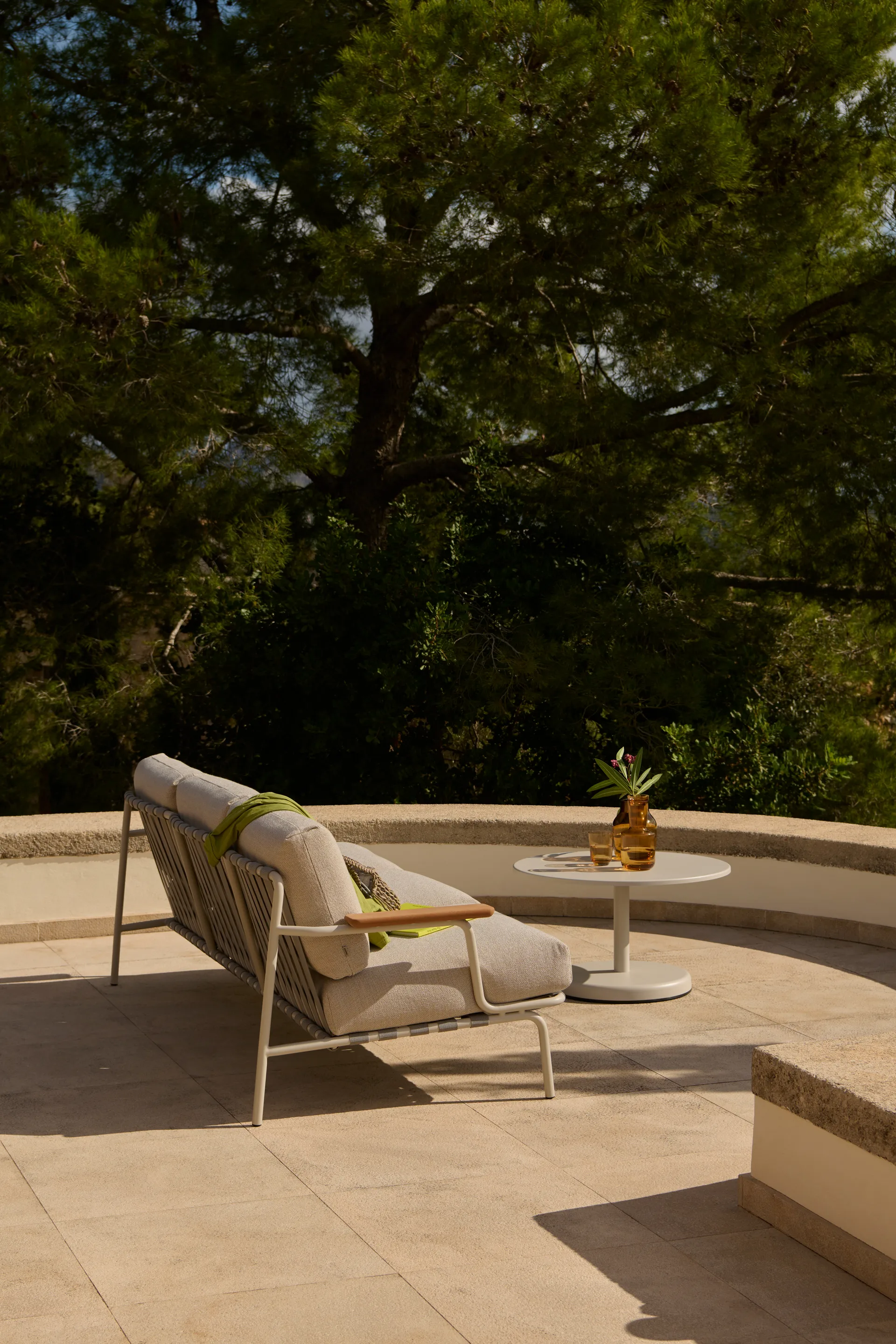 리니어 스틸 커피 테이블, Grey, Ø70x40 cm Muuto | 무토