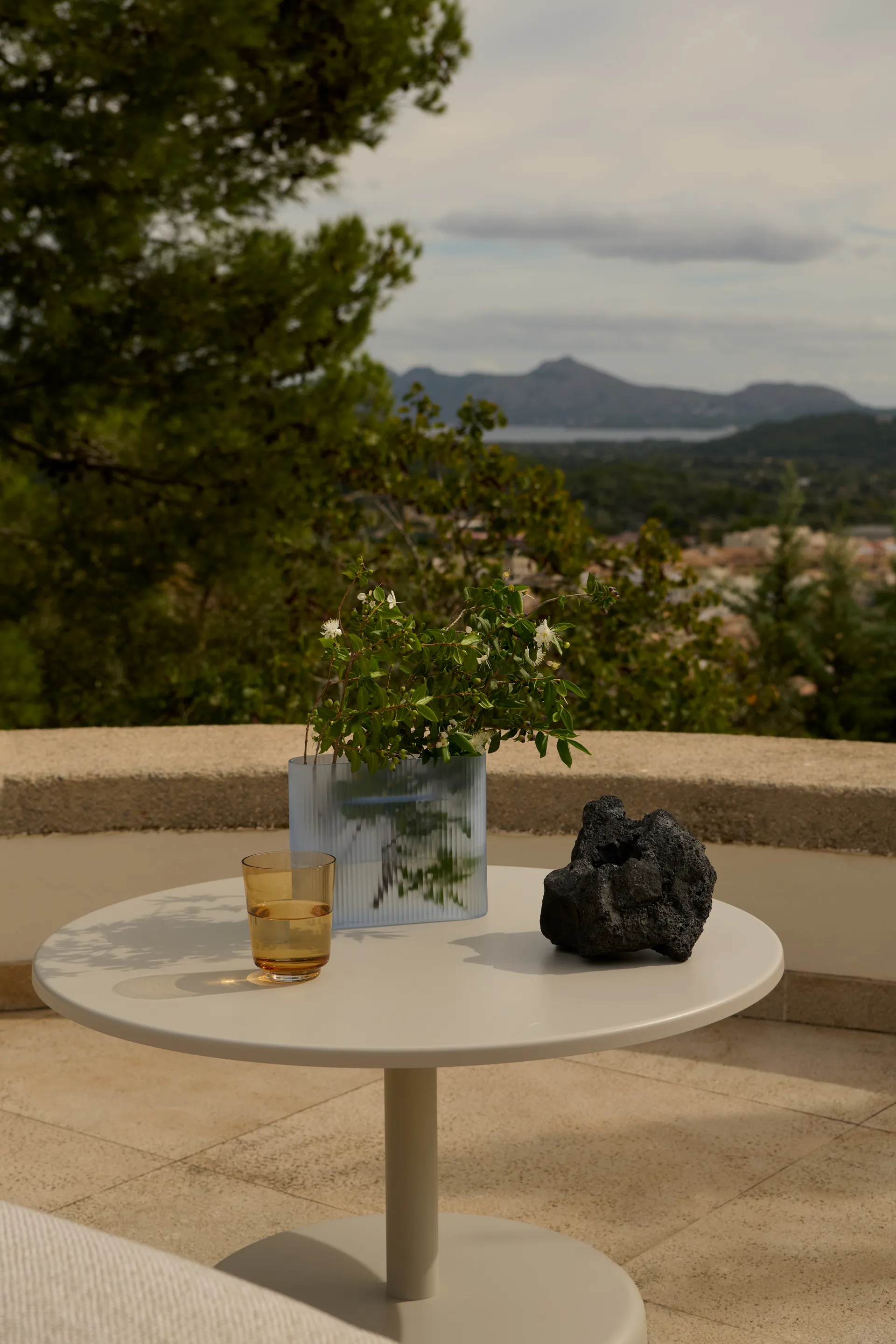 리니어 스틸 커피 테이블, Grey, Ø70x40 cm Muuto | 무토