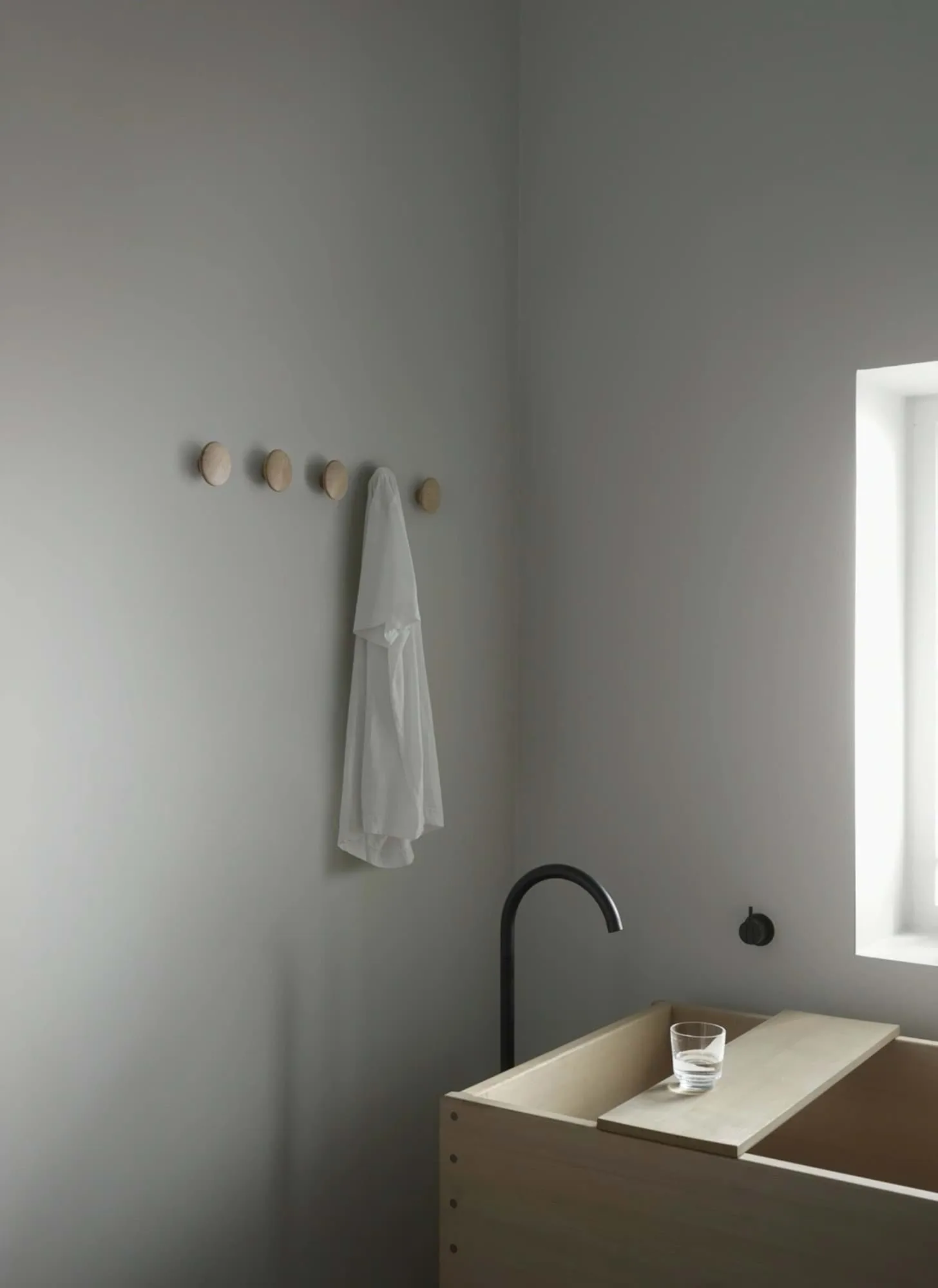 더 닷츠 후크 오크, xs 6,5 cm Muuto | 무토