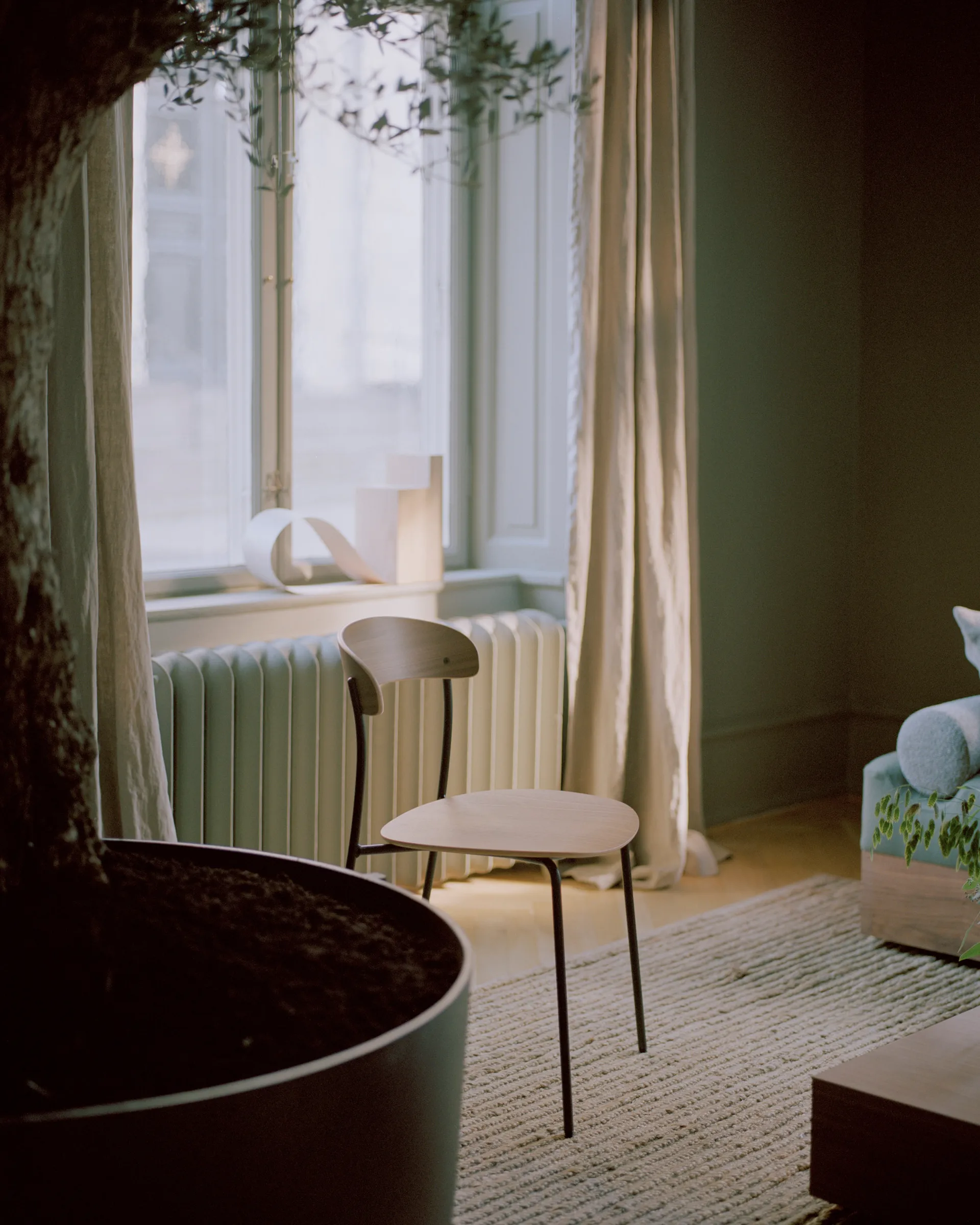 미싱 스툴, Walnut New Works | 뉴웍스