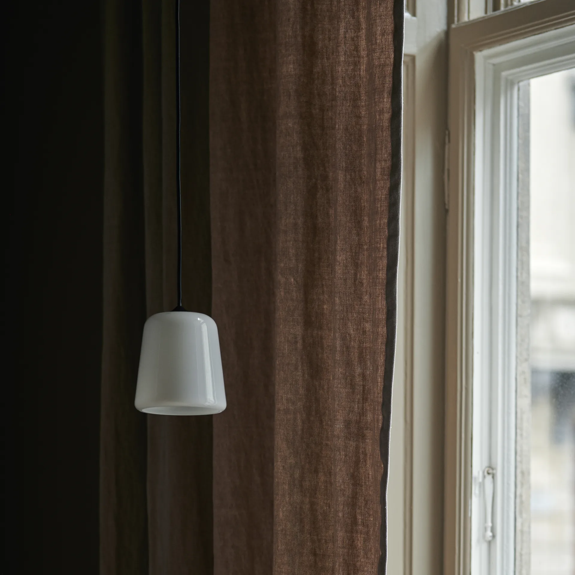 매터리얼 펜던트 조명, White opal glass New Works | 뉴웍스