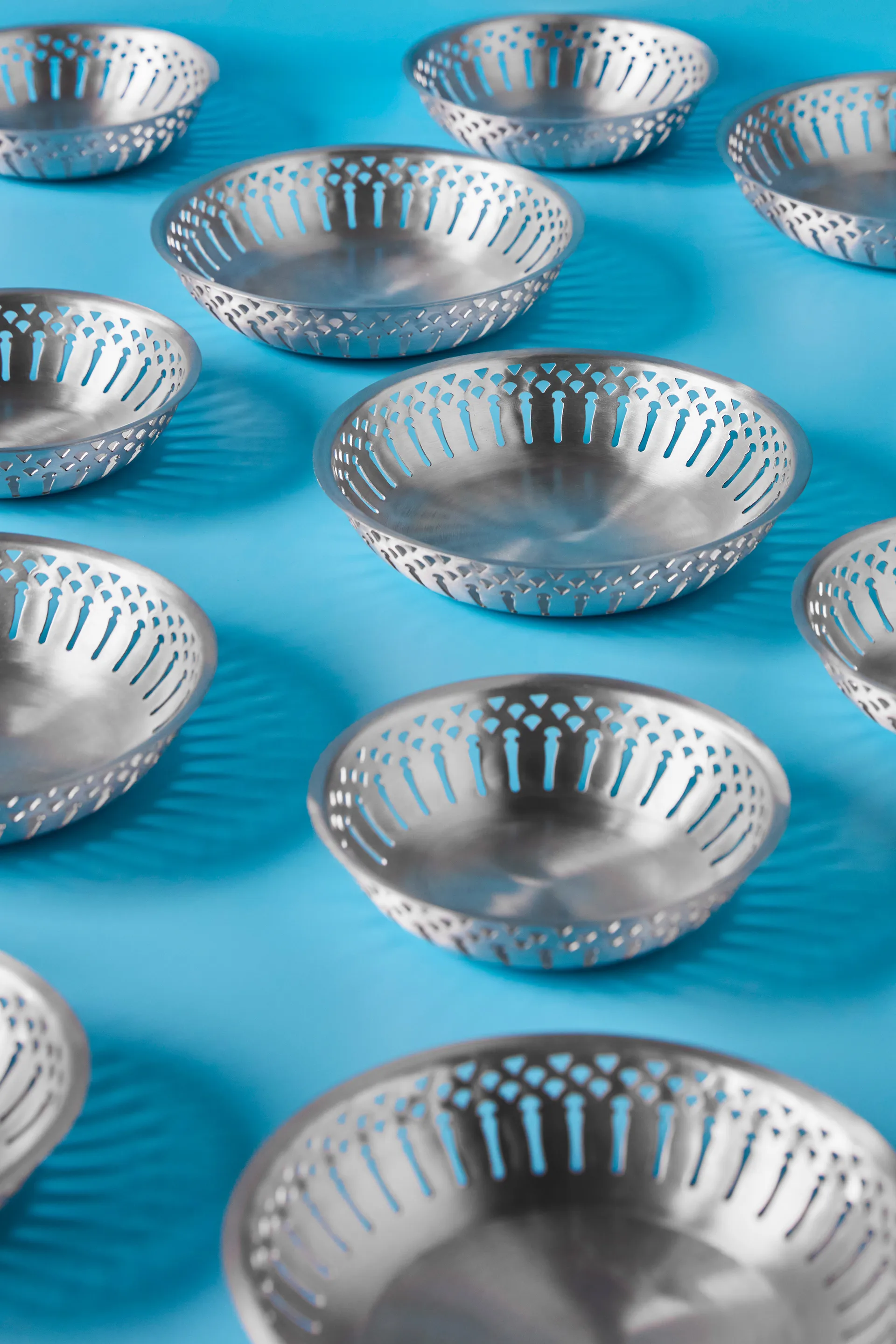 Nicolas Vahé 빵 바구니 2개 세트, Antique silver finish Nicolas Vahé | 니콜라스 바헤