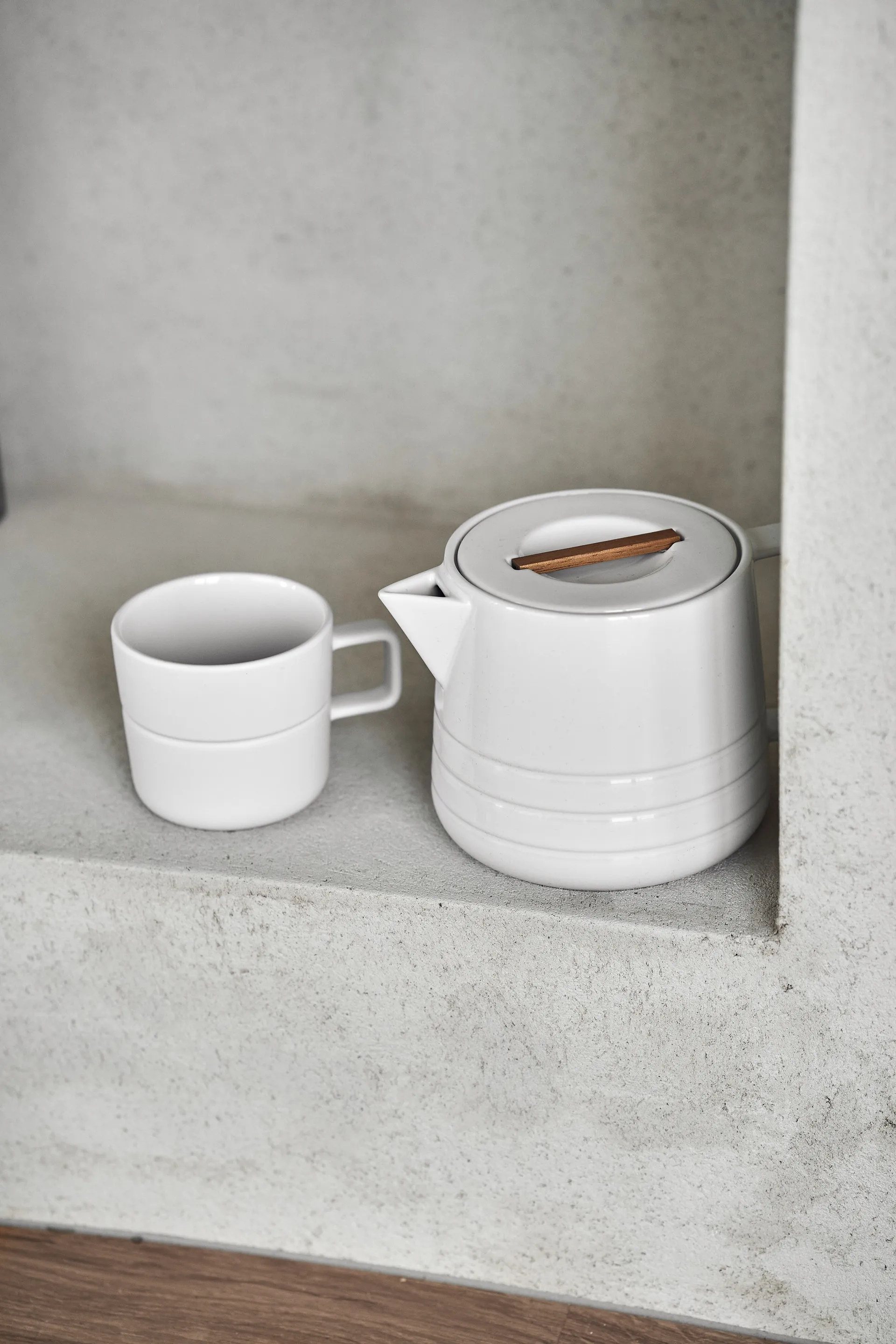 라인즈 티팟 1.5 리터, white NJRD | 니오르