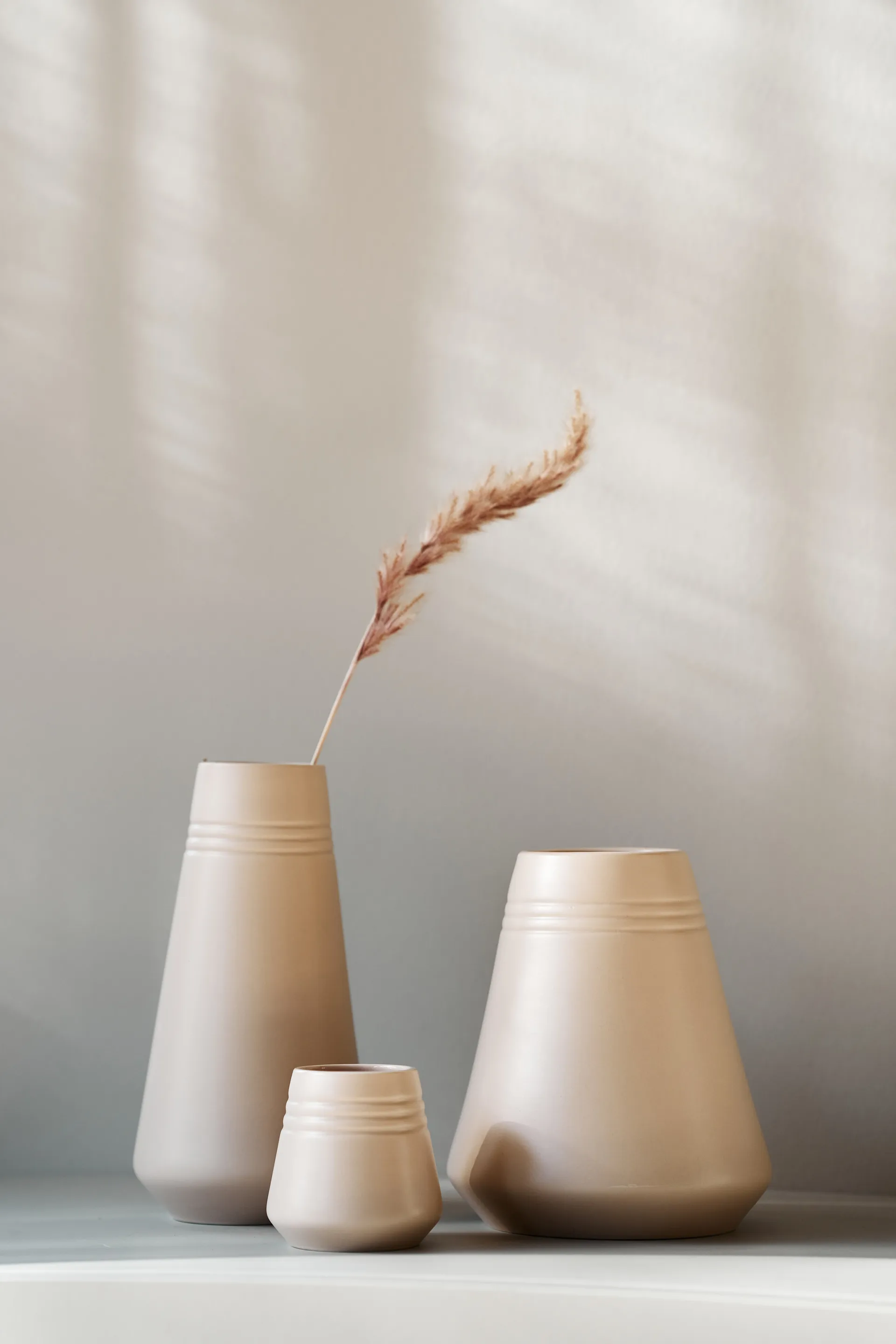 라인즈 화병 22 cm, Beige NJRD | 니오르
