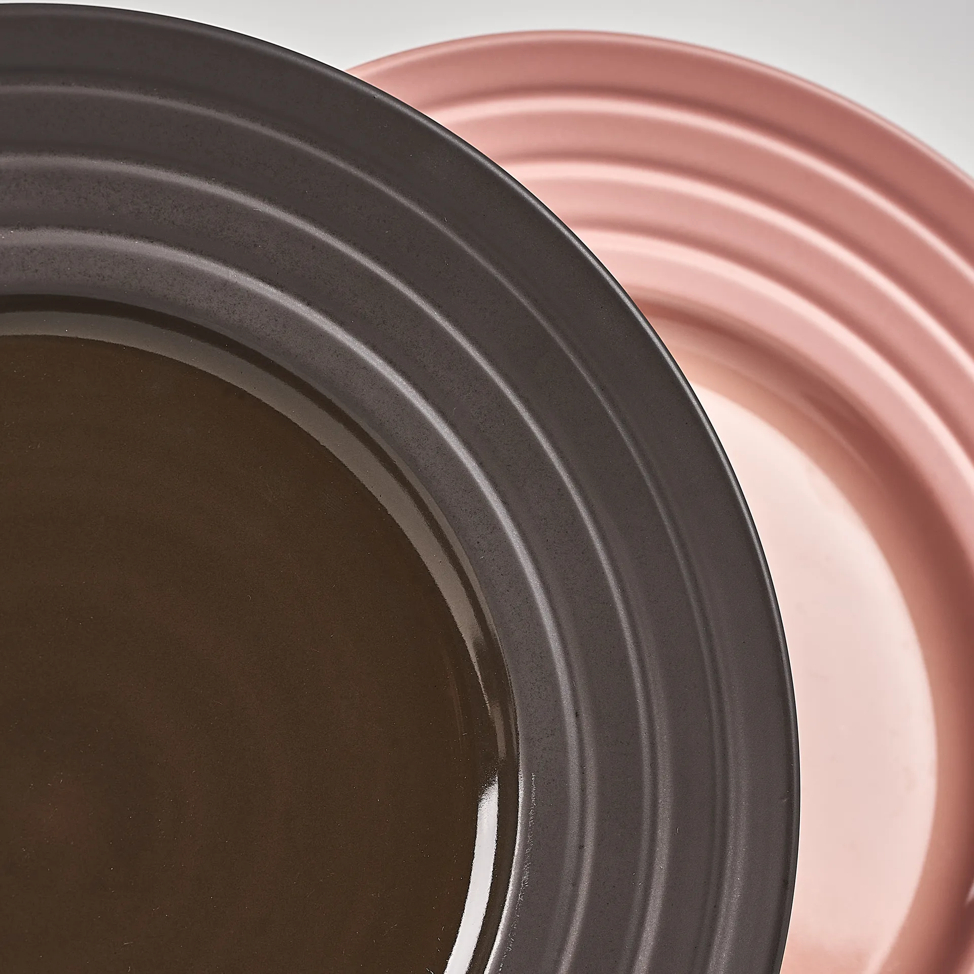 라인즈 접시 Ø27 cm 6개 세트, brown NJRD | 니오르