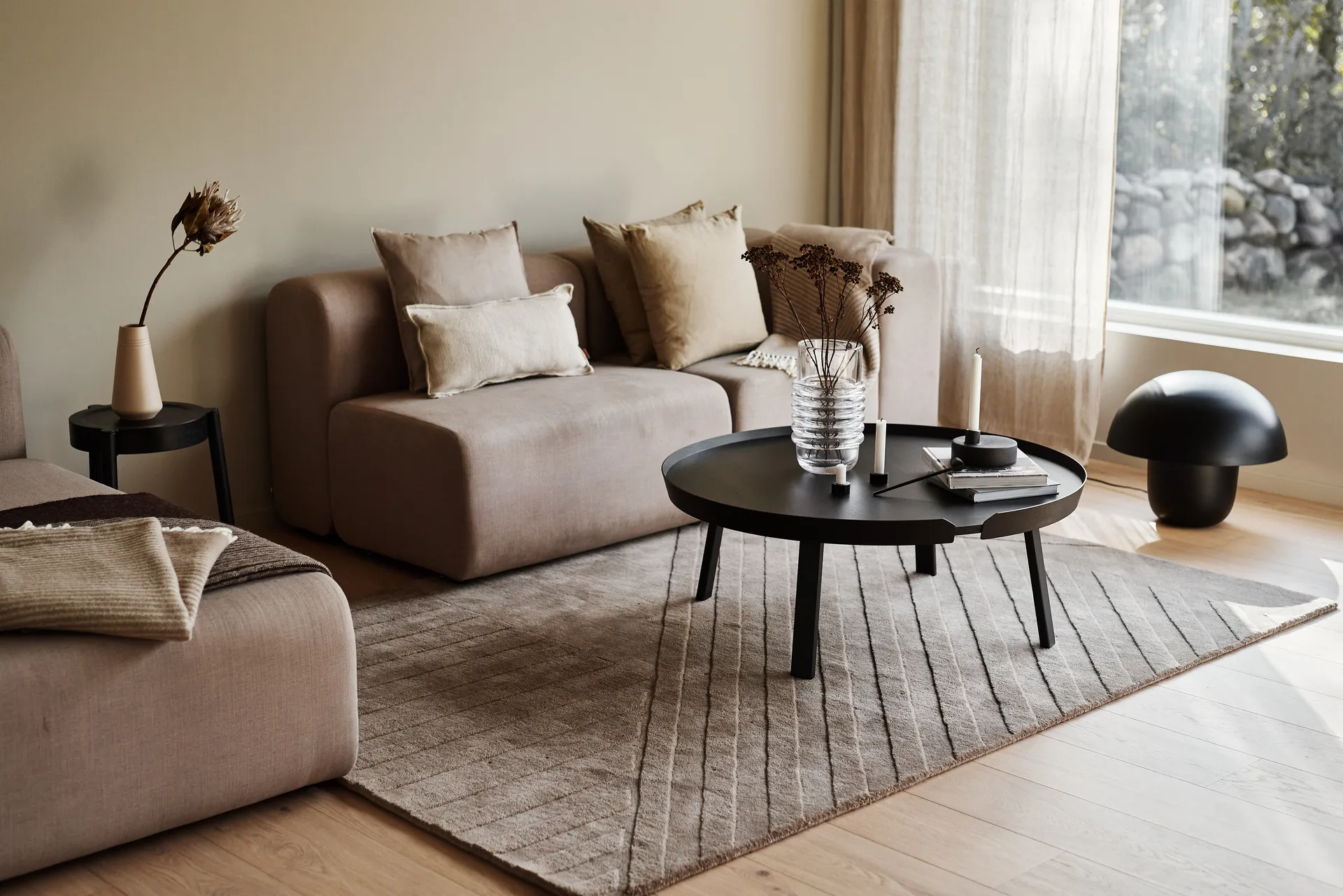 레벨스 울 러그 스트라이프 mole, 170x240 cm NJRD | 니오르