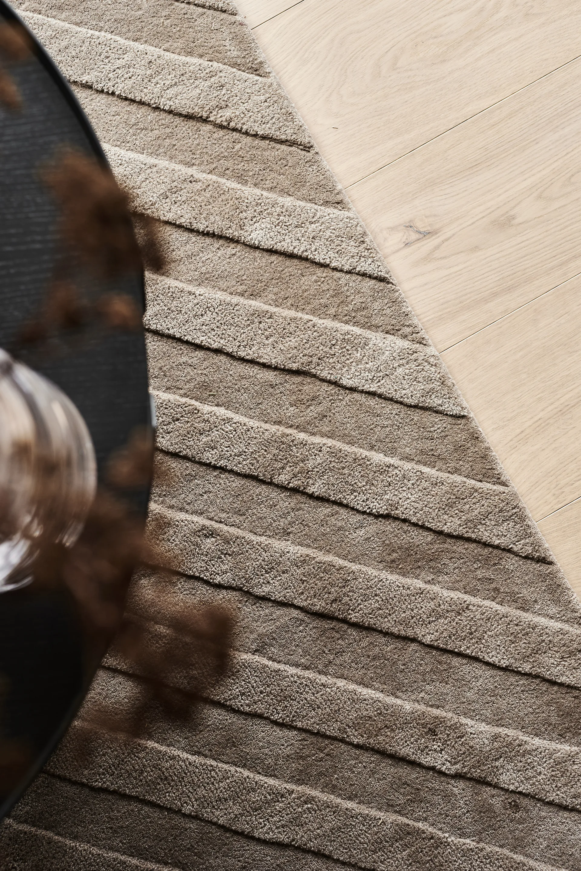 레벨스 울 러그 스트라이프 mole, 200x300 cm NJRD | 니오르