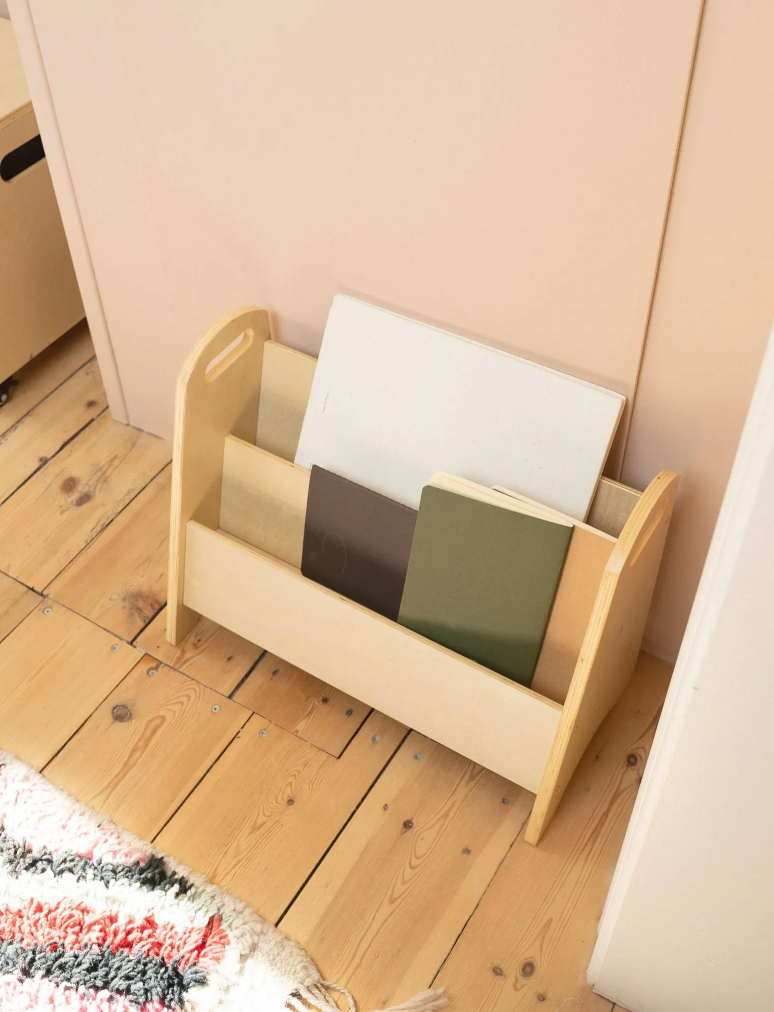 Book holder 어린이용 책장, Birch Nofred