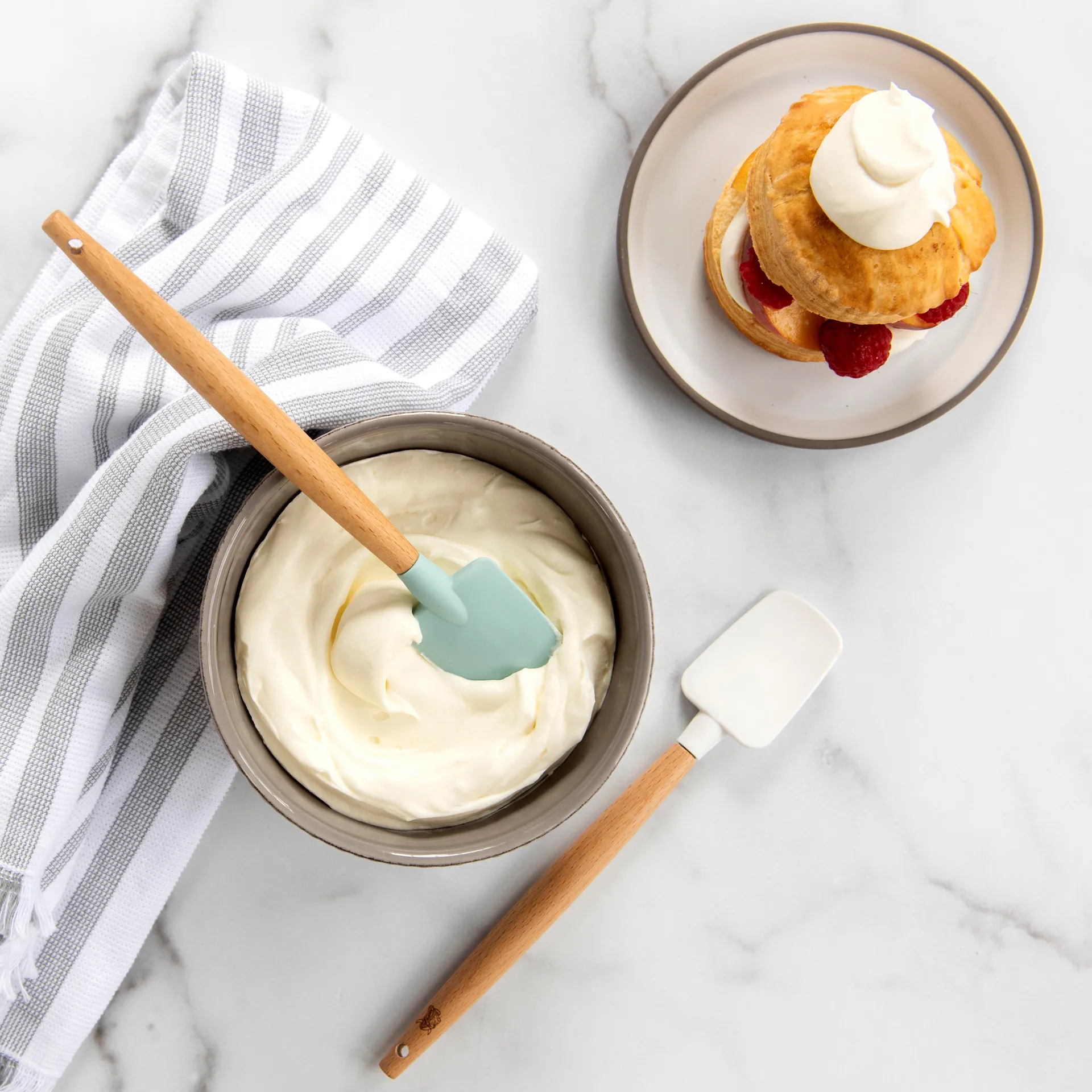 노르딕웨어 미니 스파출라 비치우드 2팩, White.blue Nordic Ware | 노르딕 웨어