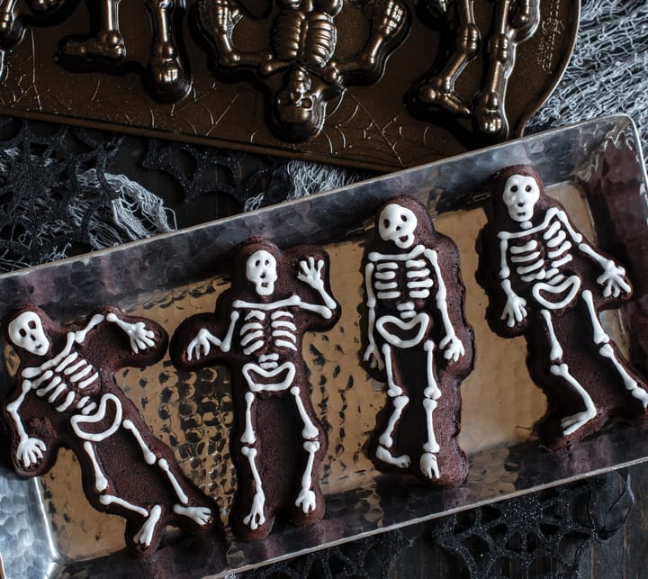 Nordic Ware Spooky Skeleton 베이킹 틴 - Bronze - Nordic Ware | 노르딕 웨어