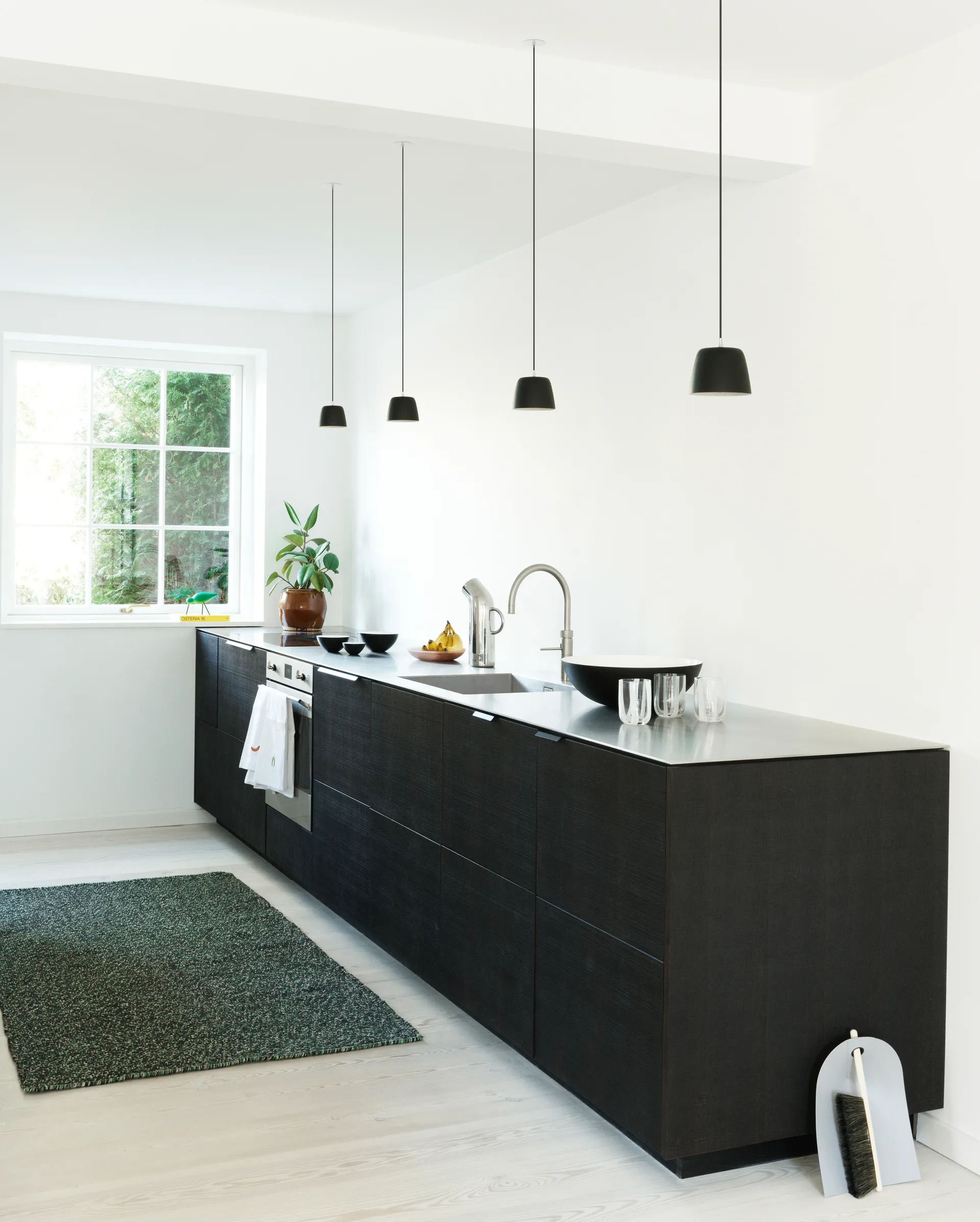텁 펜던트 조명 Ø13 cm, Black Normann Copenhagen | 노만코펜하겐