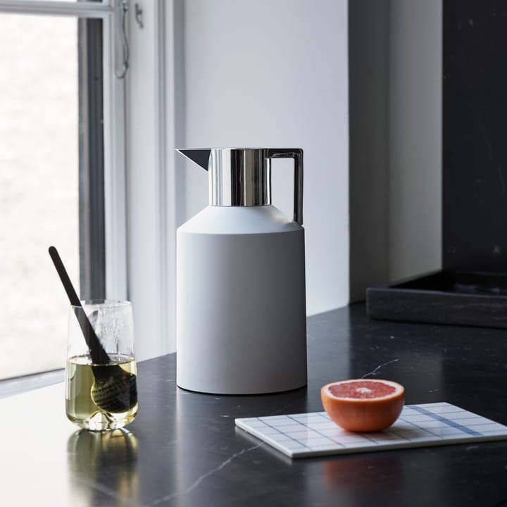 지오 ��보온 저그 1.5 l, white-silver Normann Copenhagen | 노만코펜하겐