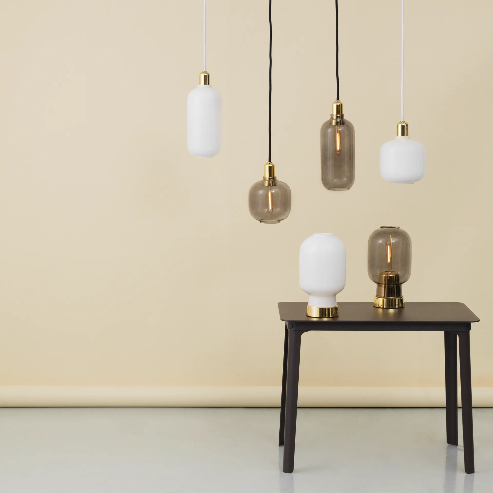 앰프 펜던트 조명 스몰 17 cm, Smoke-Brass Normann Copenhagen | 노만코펜하겐