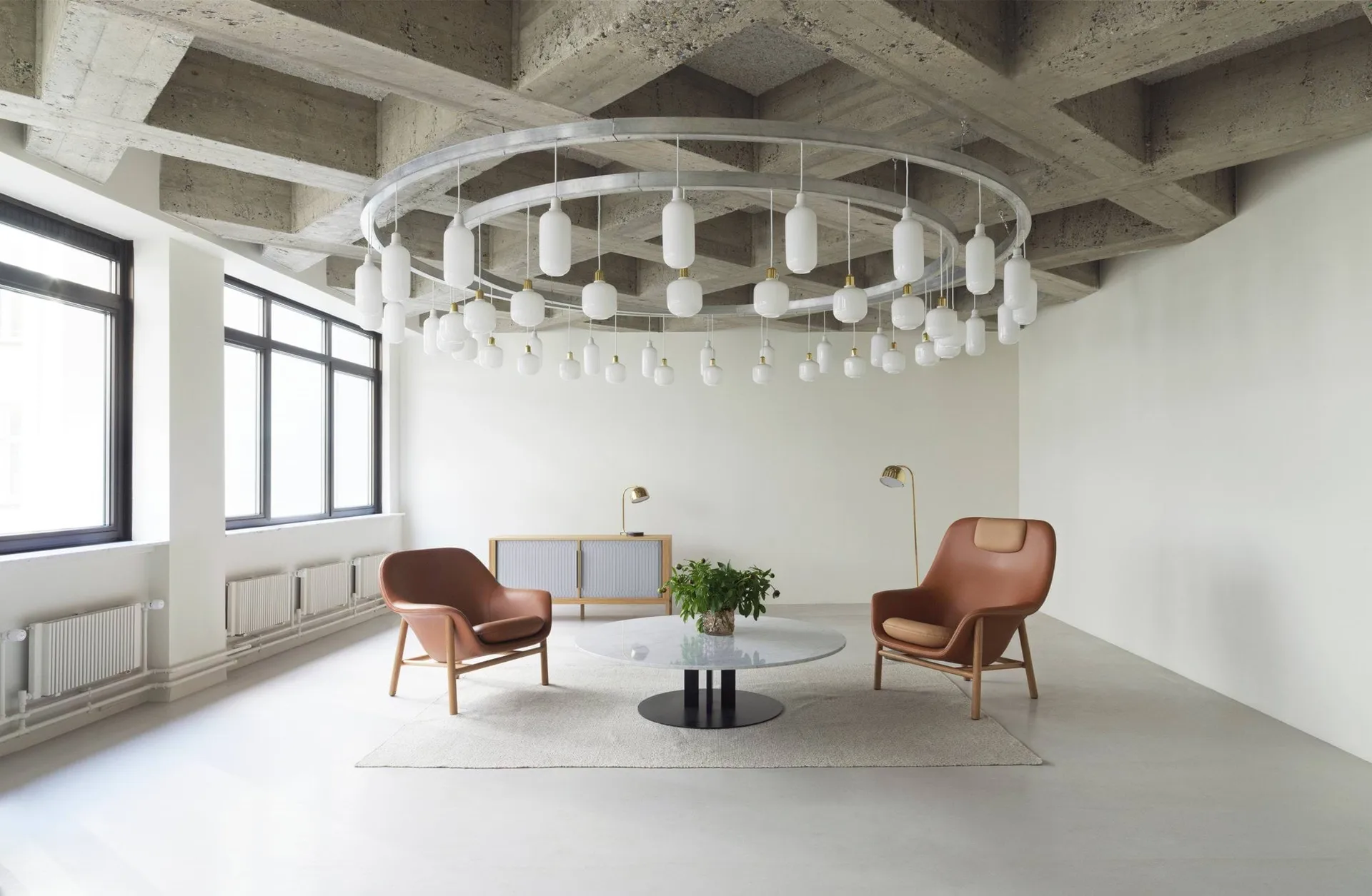 앰프 펜던트 조명 라지 26 cm, White Normann Copenhagen | 노만코펜하겐